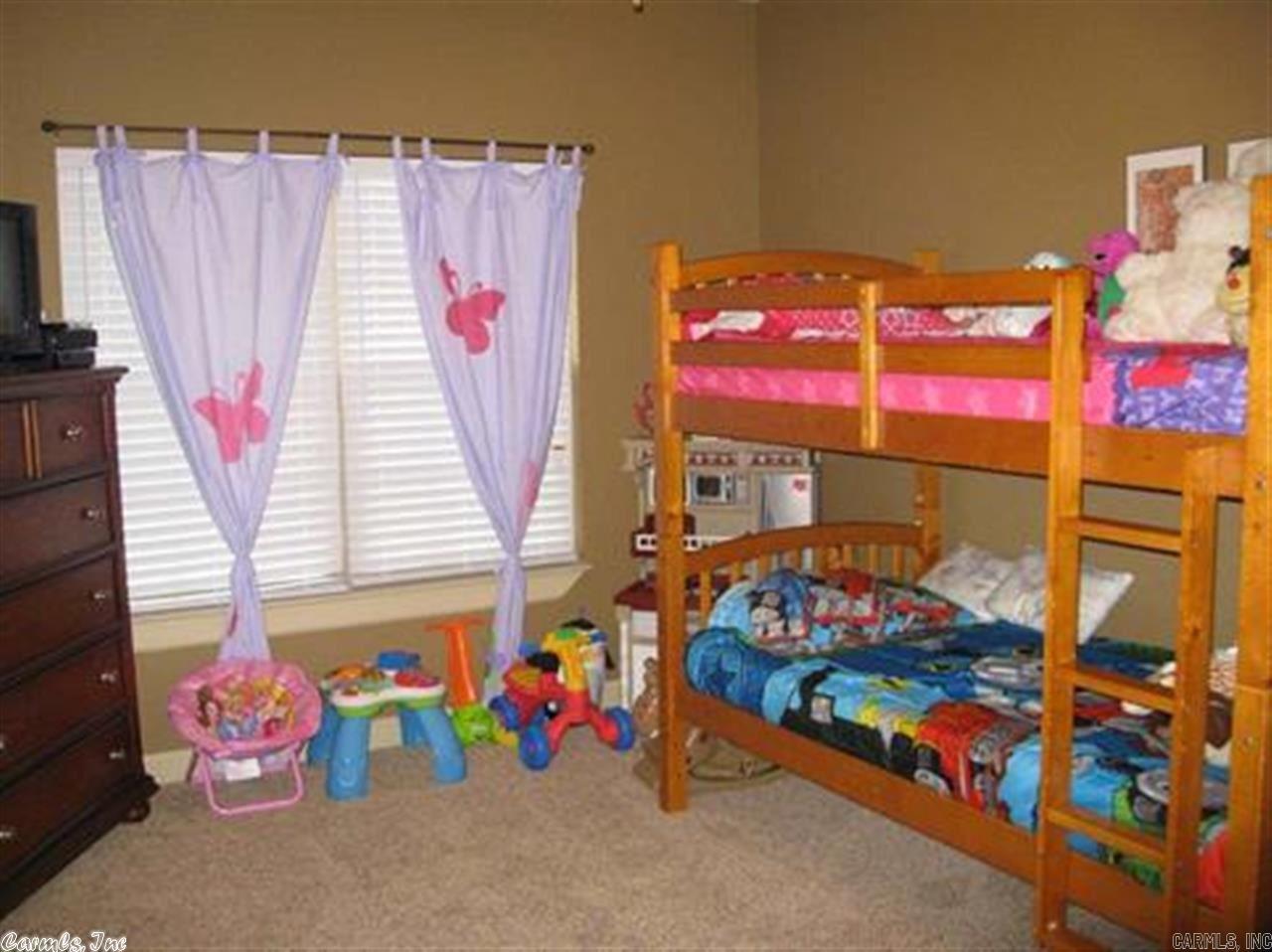 Base Meadows - Residential Lease