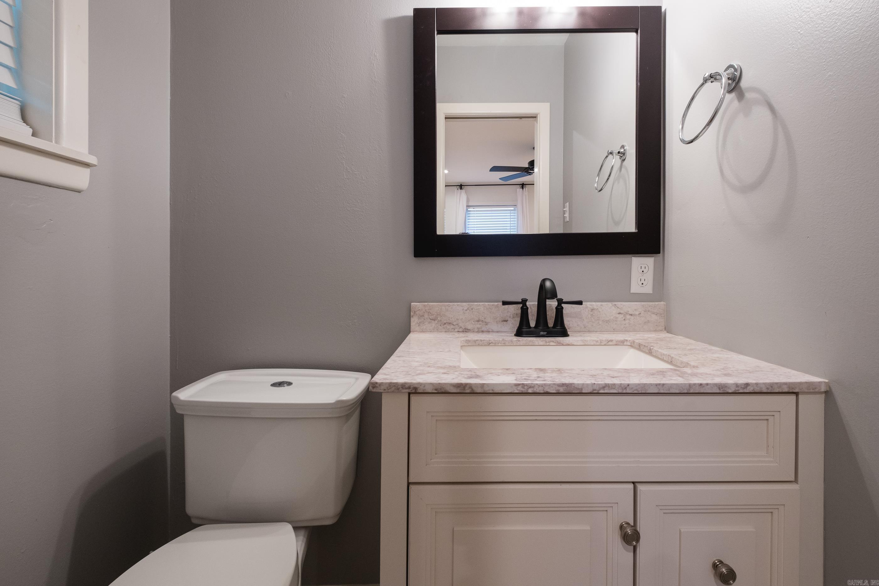 LEAWOOD HEIGHTS - Residential