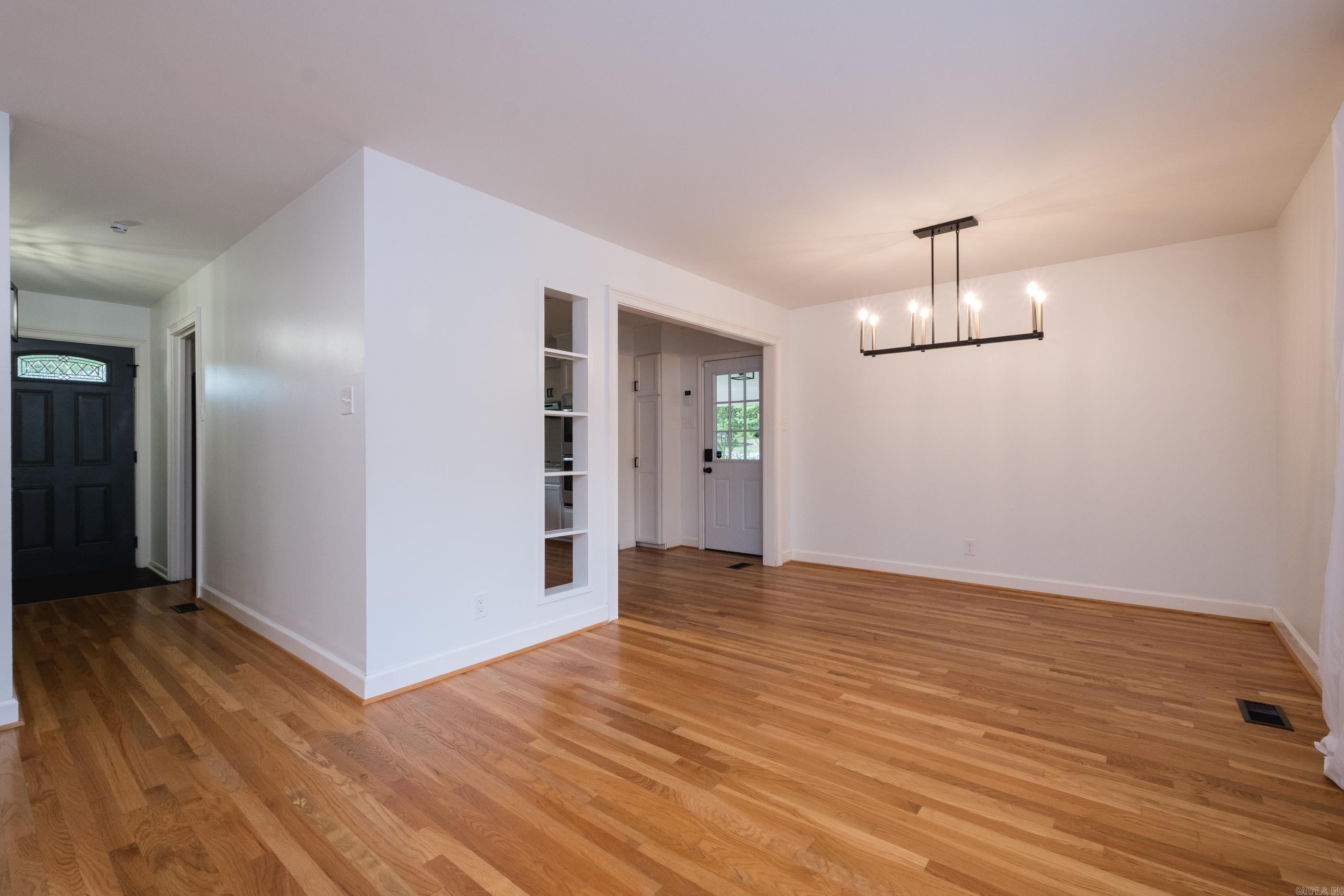 LEAWOOD HEIGHTS - Residential