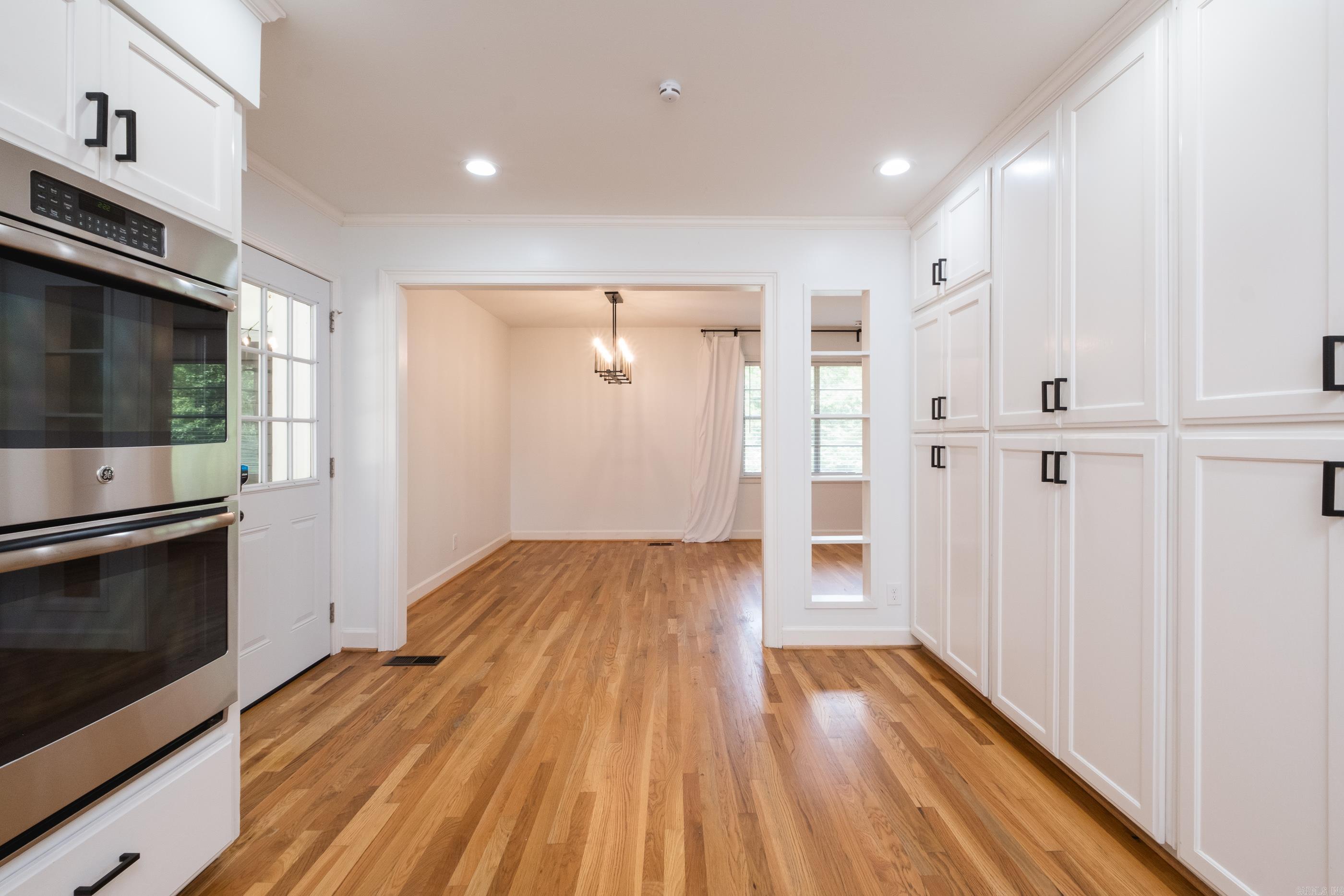 LEAWOOD HEIGHTS - Residential