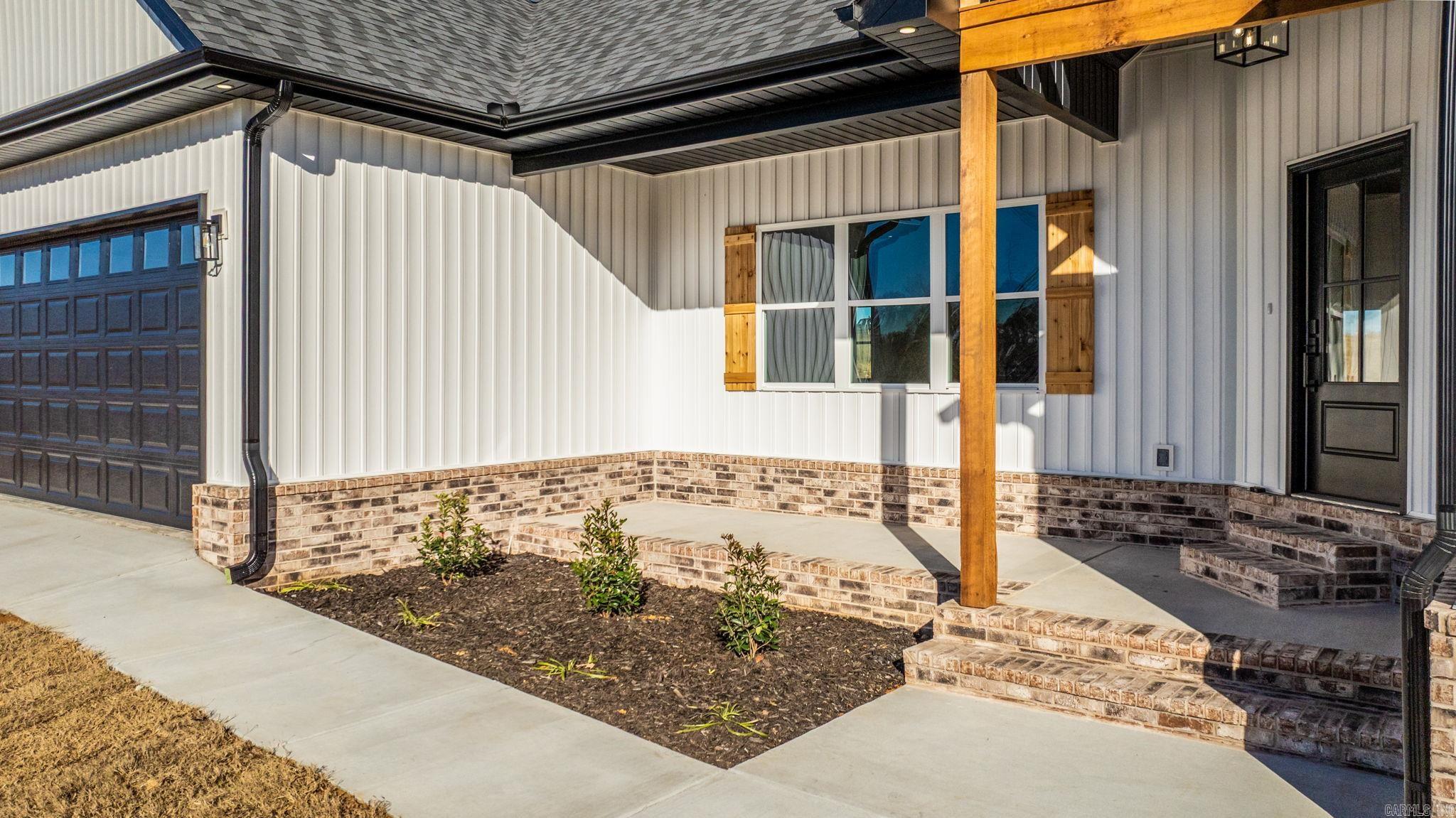 HIDDEN VALLEY ESTATES - Residential