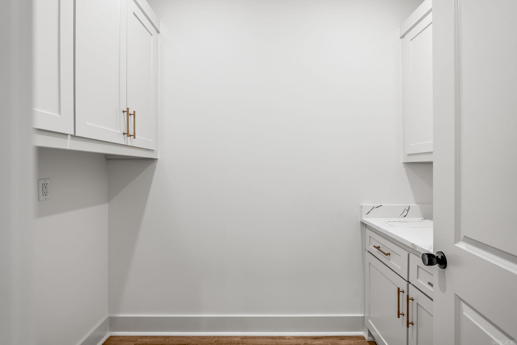 HIDDEN VALLEY ESTATES - Residential