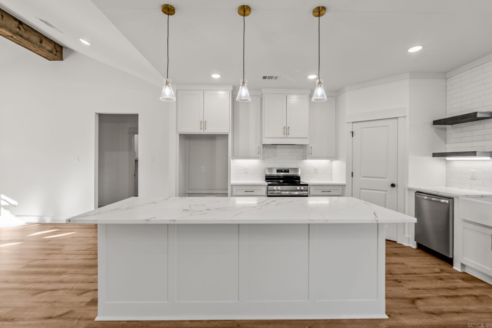 HIDDEN VALLEY ESTATES - Residential