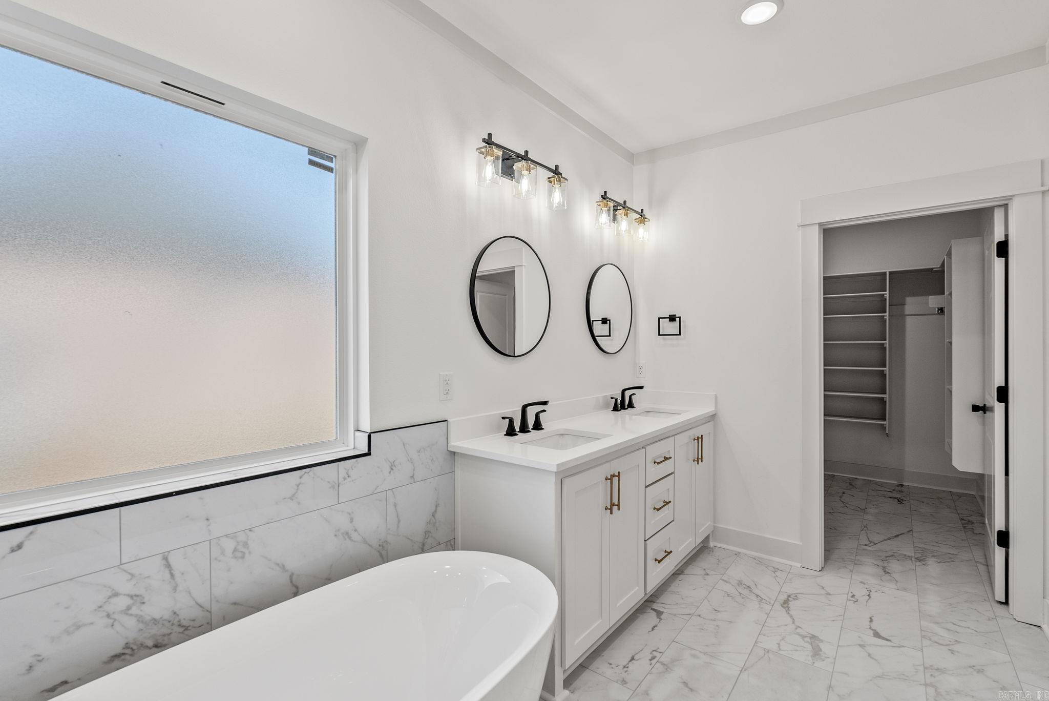 HIDDEN VALLEY ESTATES - Residential