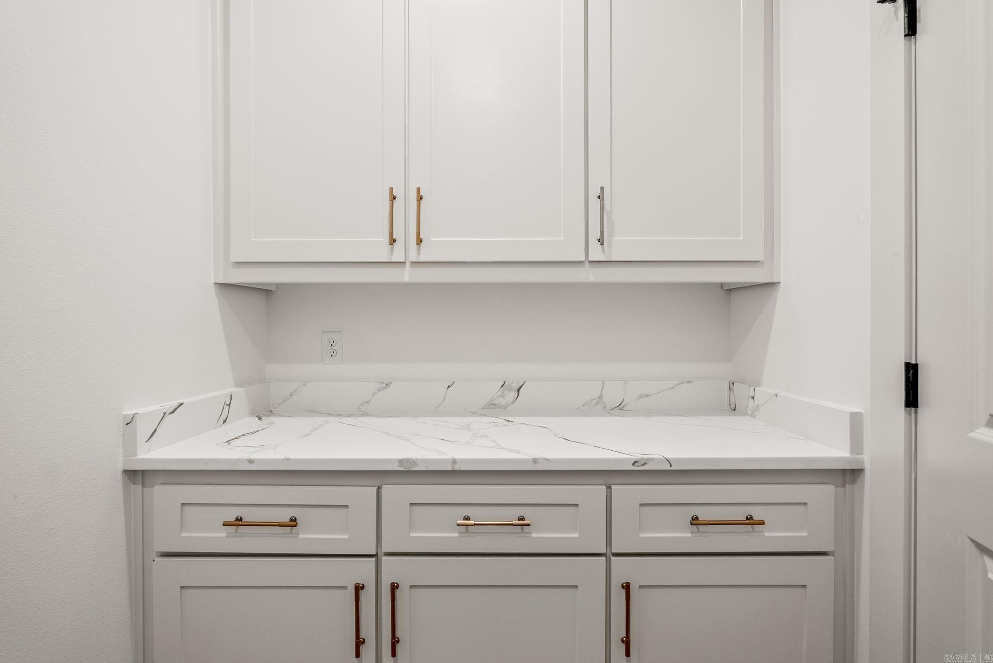 HIDDEN VALLEY ESTATES - Residential