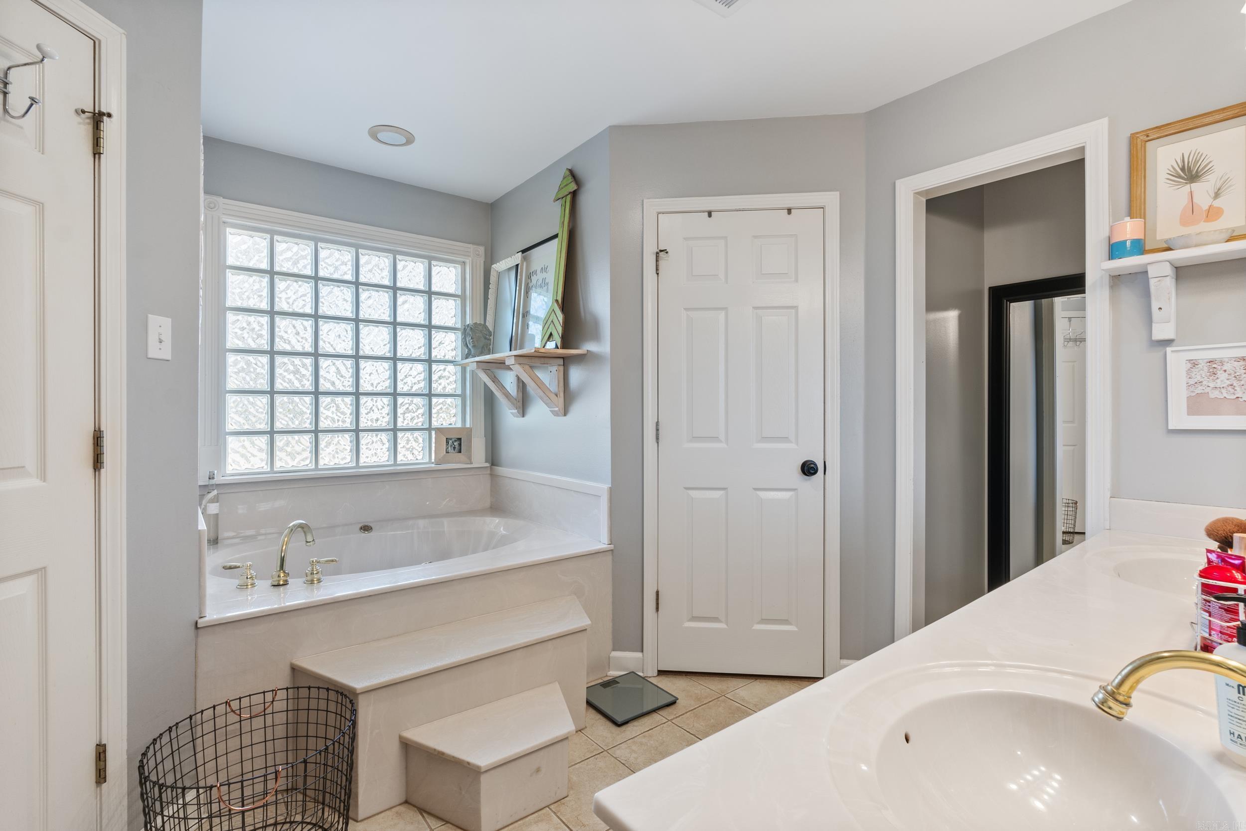 Quail Hollow - Residential