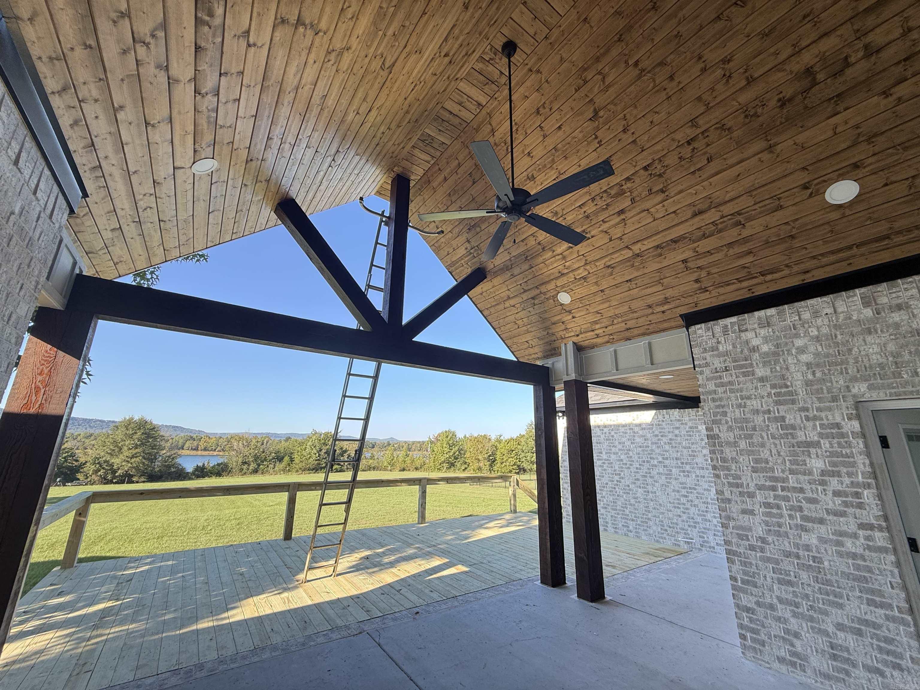 LANDING AT EMERALD ISLE - LAKE - Residential