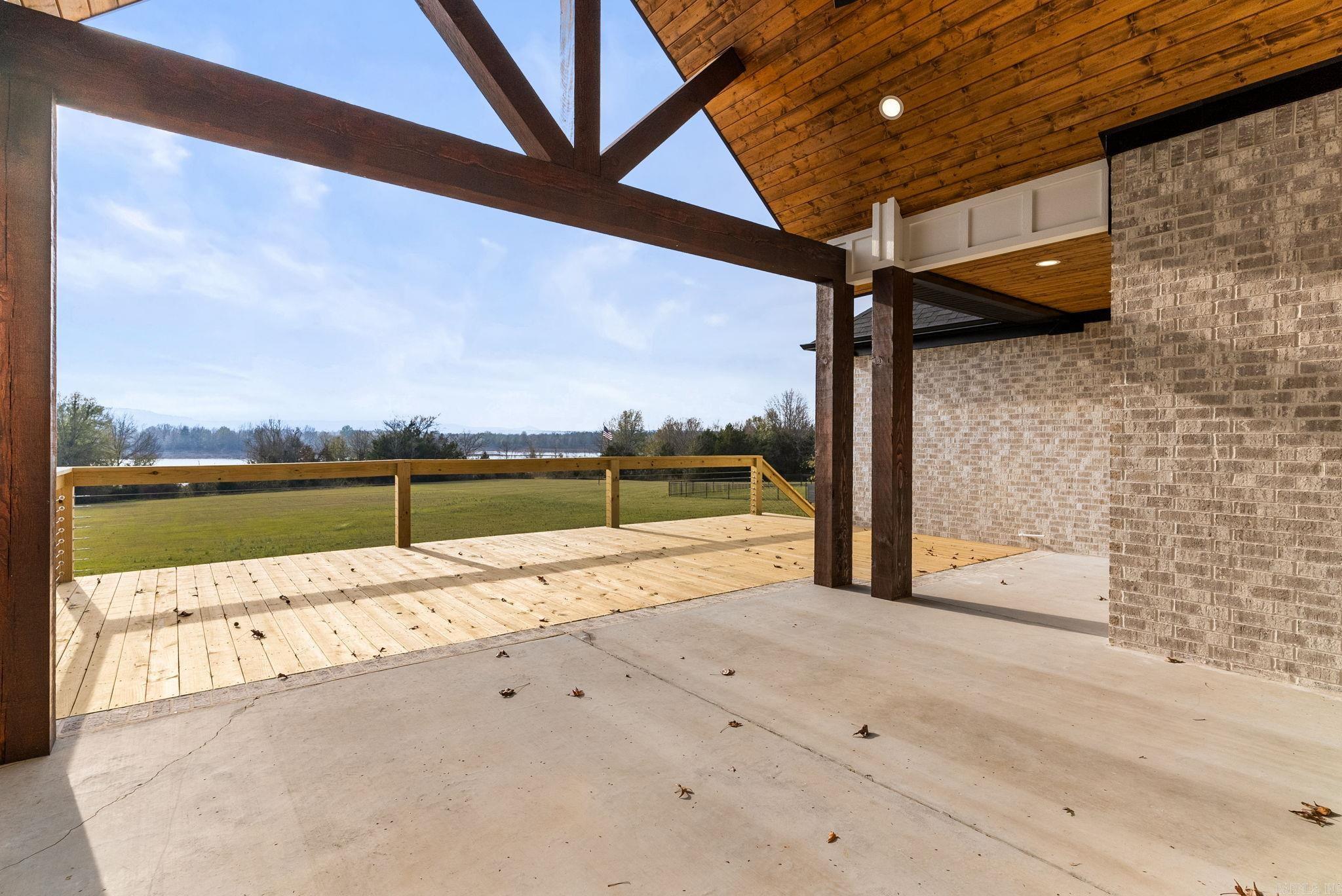 LANDING AT EMERALD ISLE - LAKE - Residential