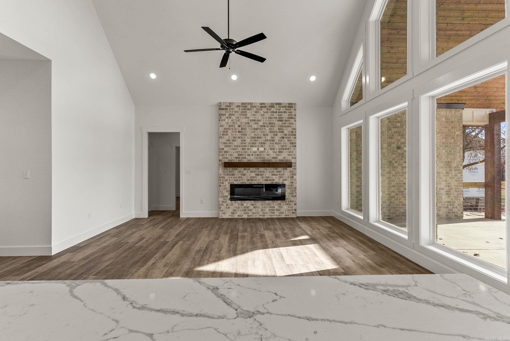 LANDING AT EMERALD ISLE - LAKE - Residential