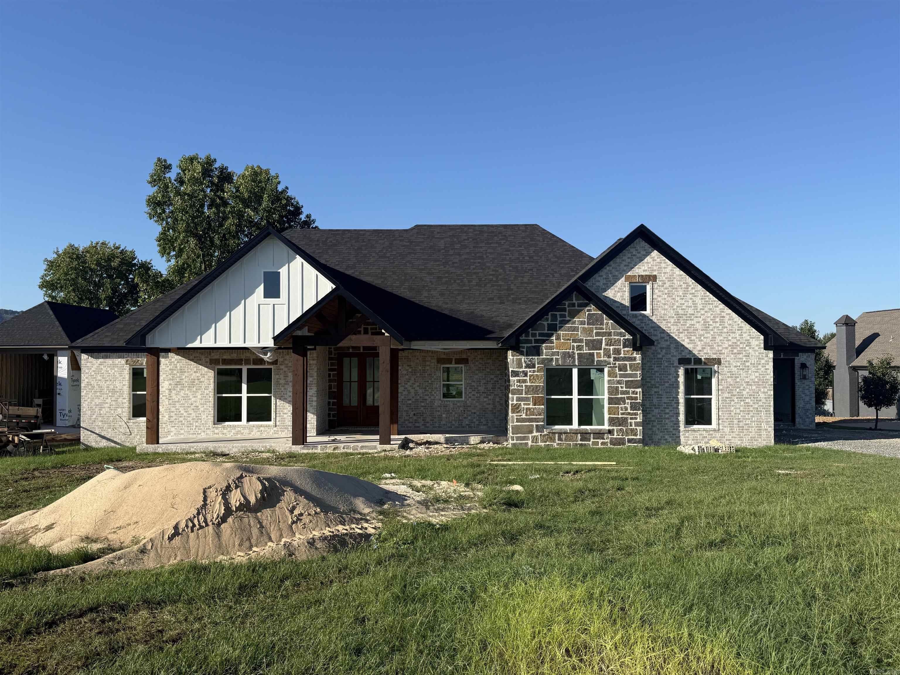 LANDING AT EMERALD ISLE - LAKE - Residential
