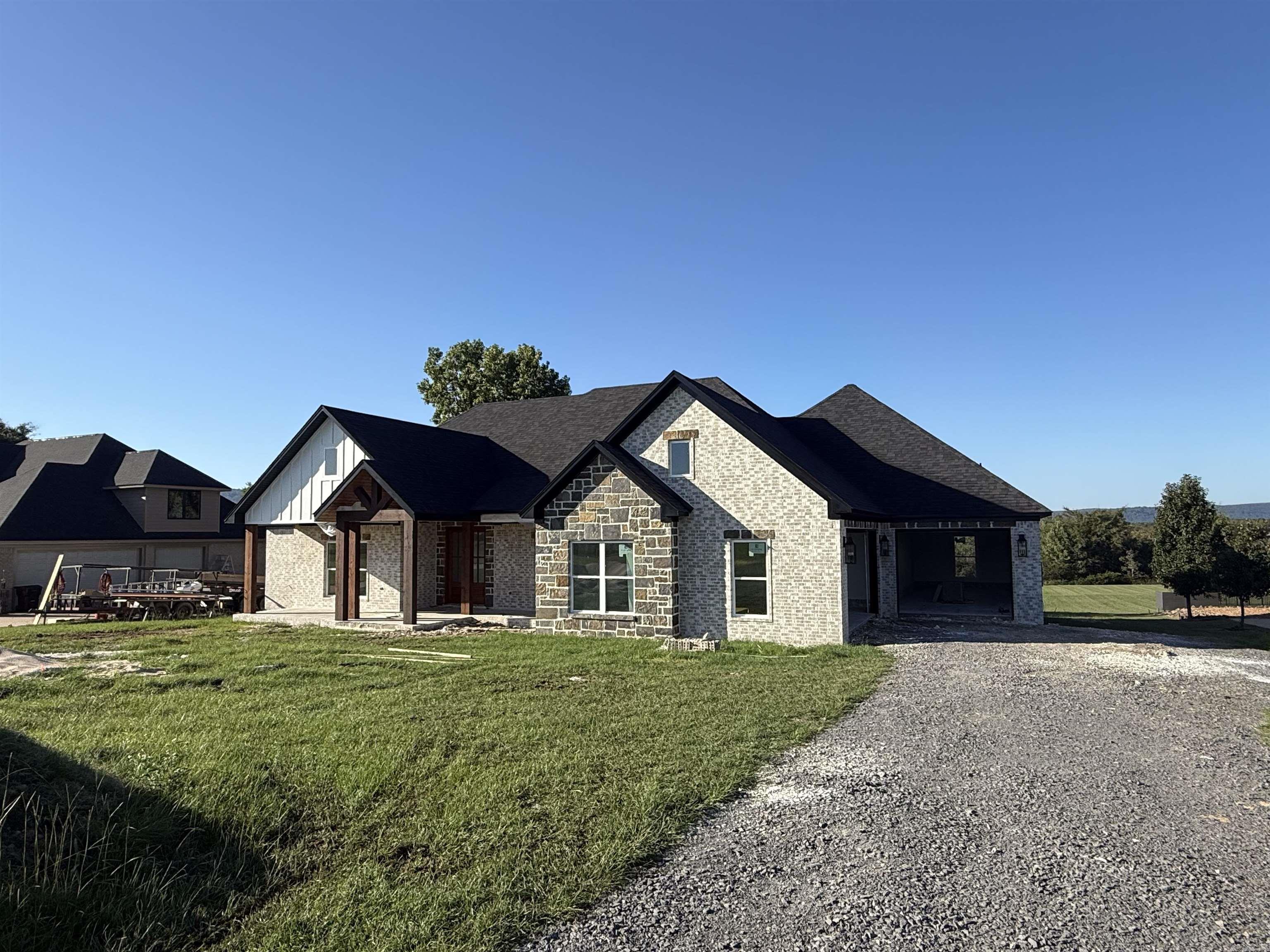 LANDING AT EMERALD ISLE - LAKE - Residential