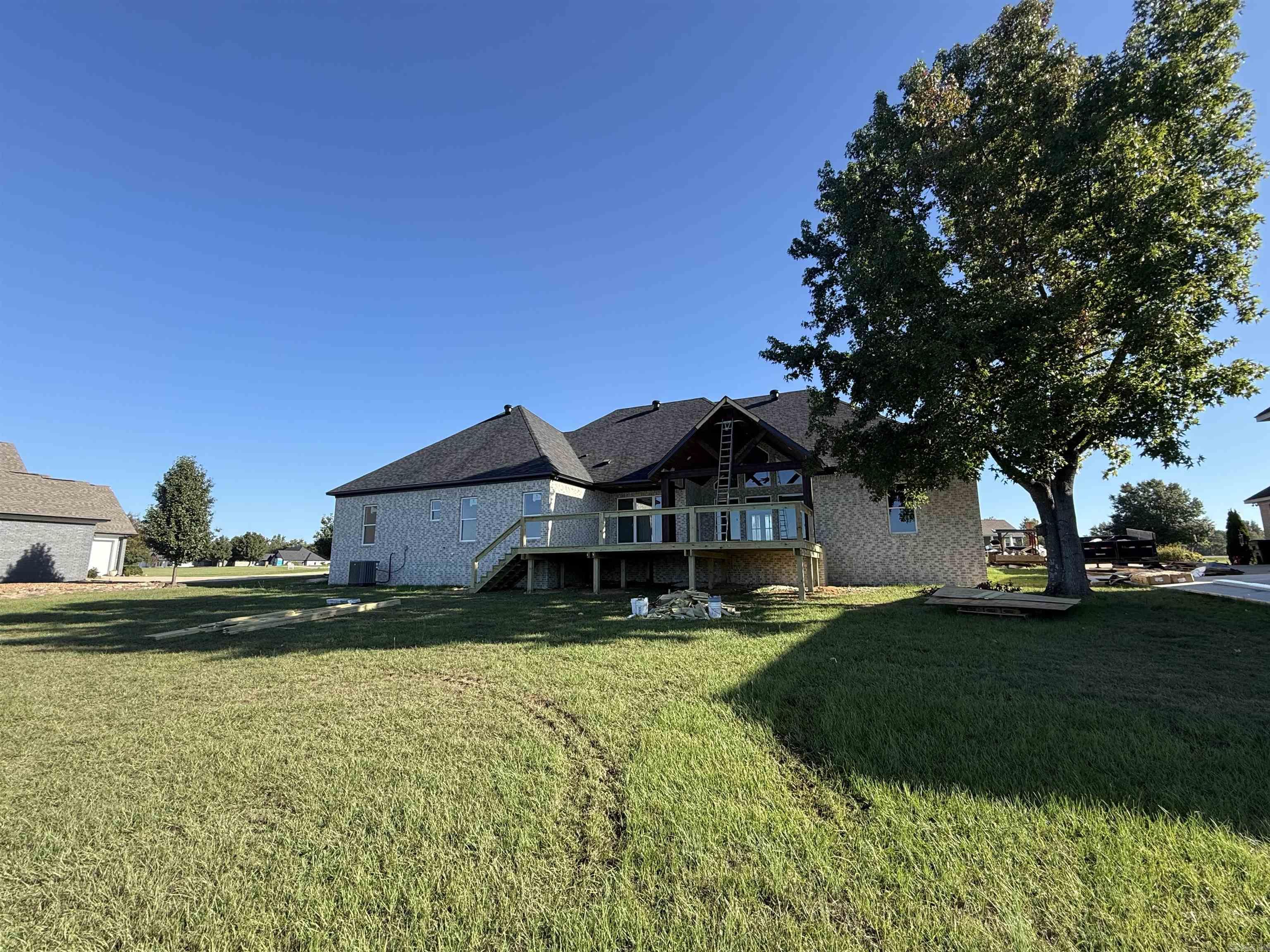 LANDING AT EMERALD ISLE - LAKE - Residential