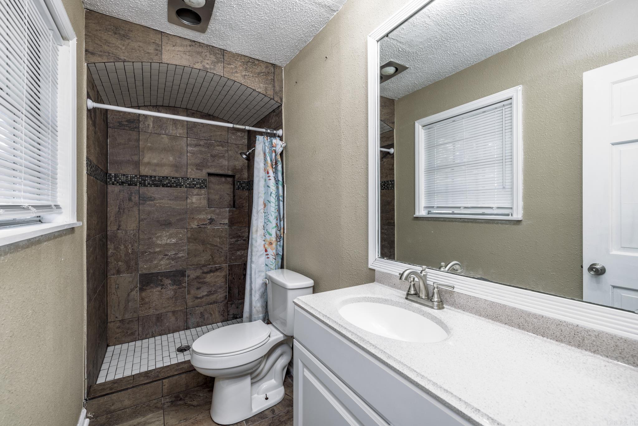 LEEWOOD ADDN - Residential