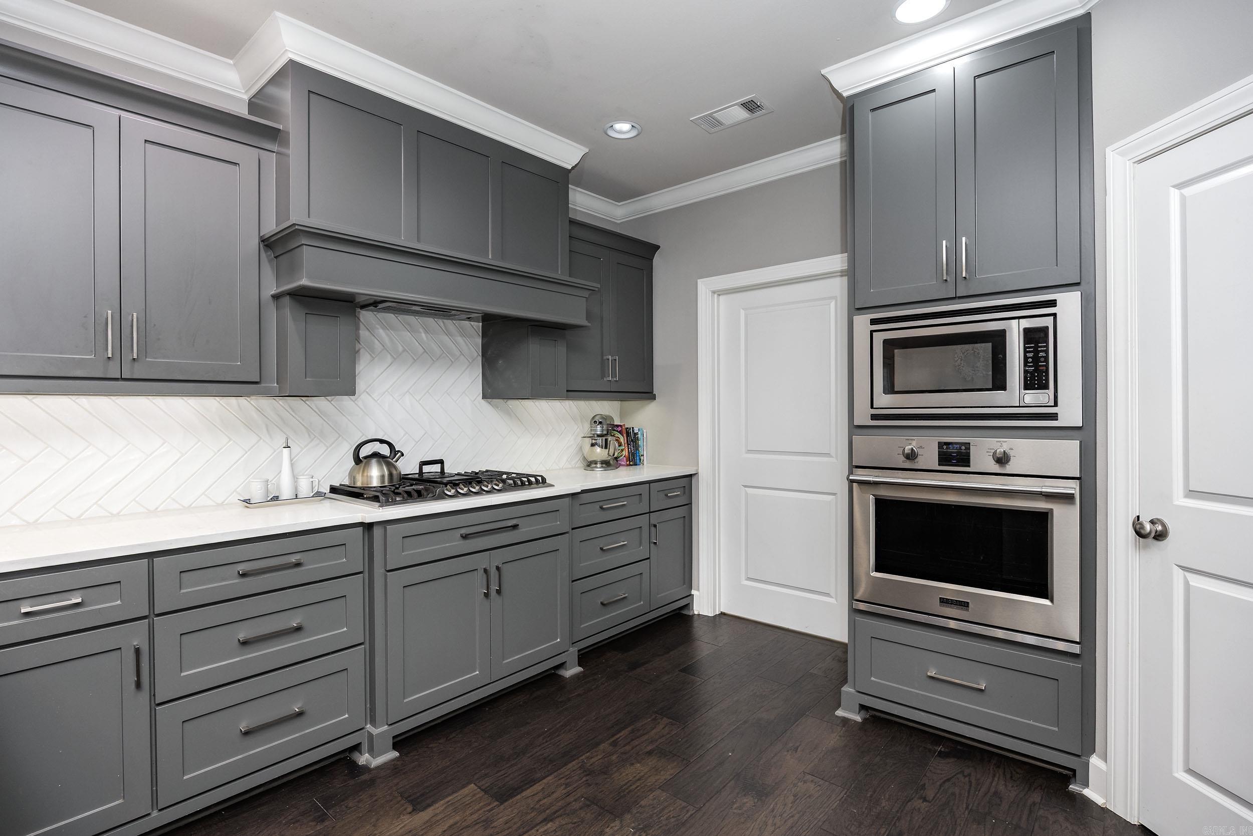 WILDWOOD PLACE - Residential