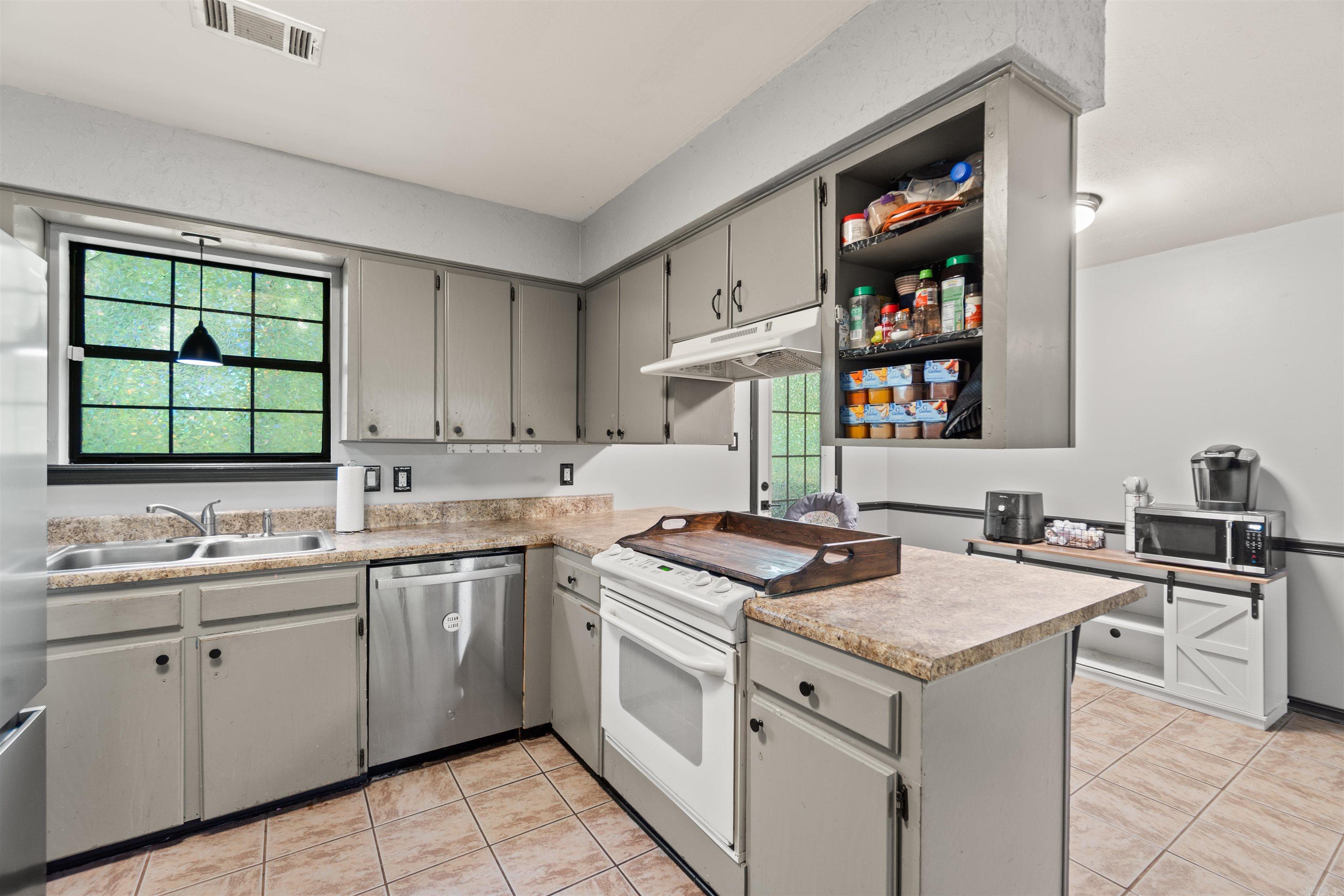 Forrest Acres Overlook - Residential