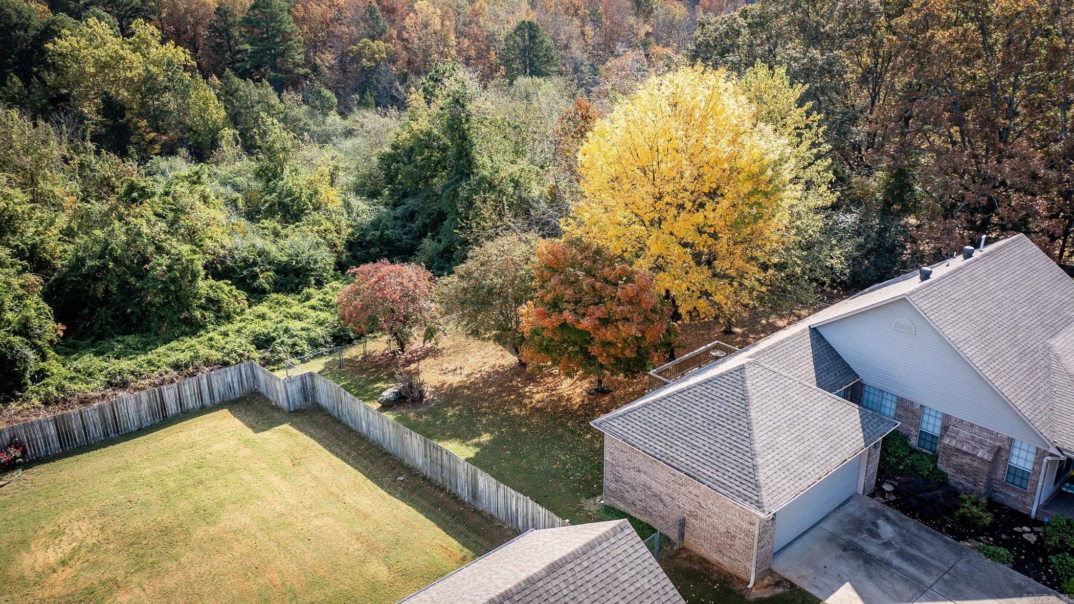 RIDGEFIELD - Residential