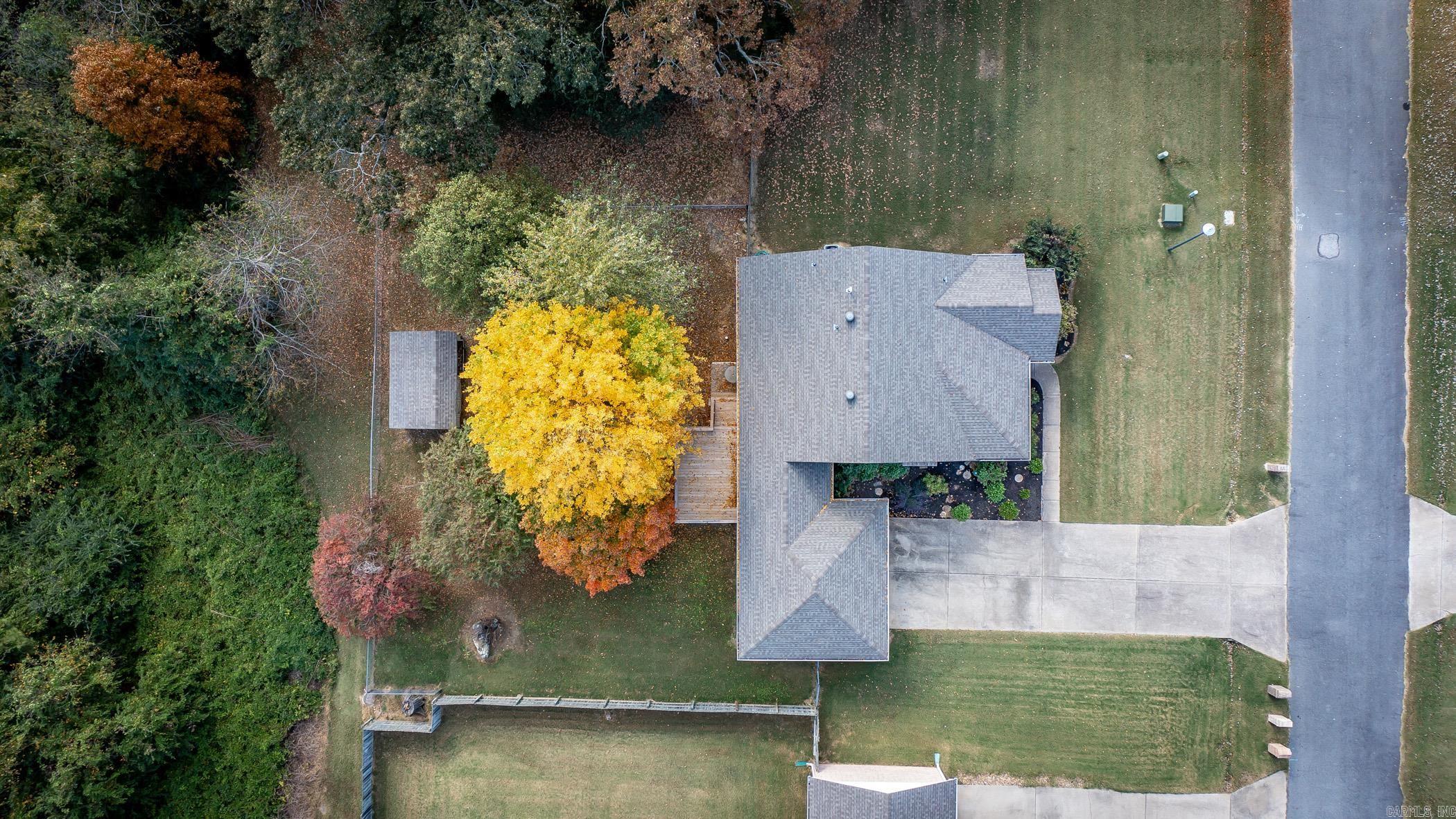 RIDGEFIELD - Residential