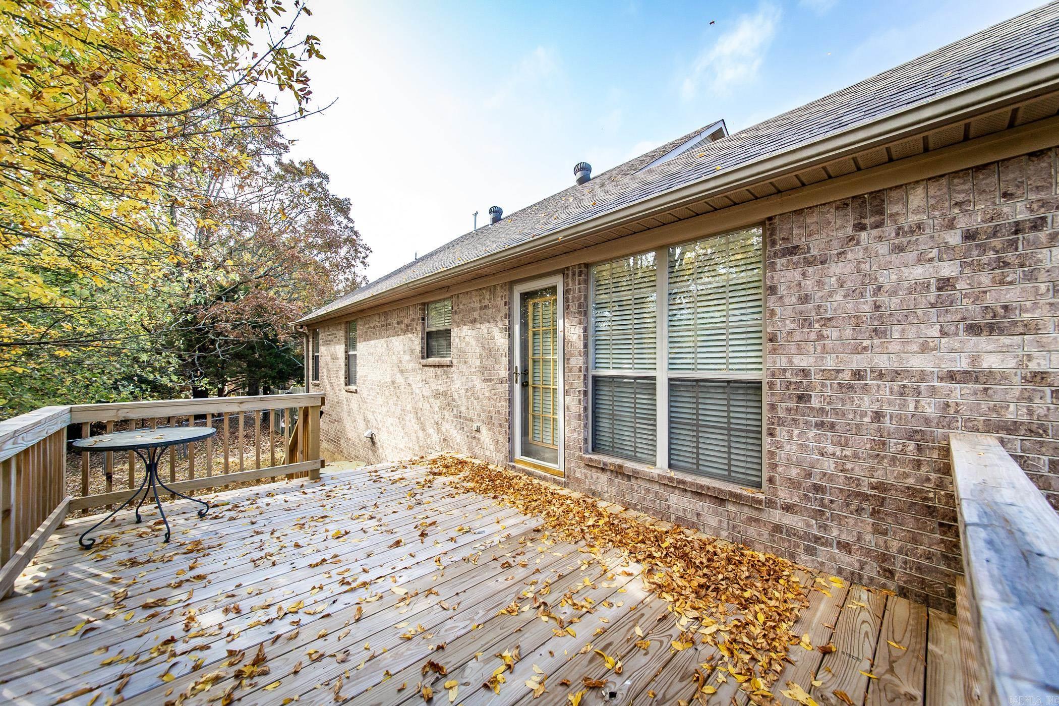 RIDGEFIELD - Residential