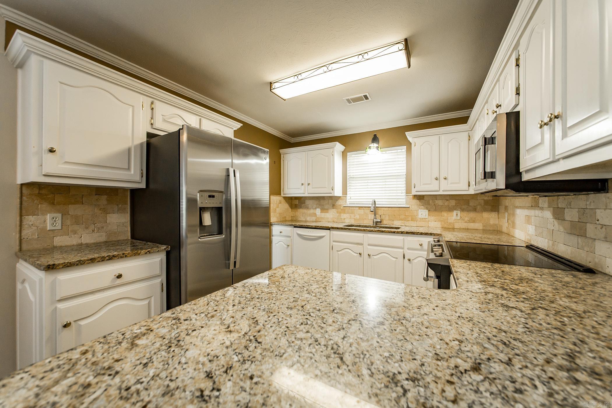 RIDGEFIELD - Residential