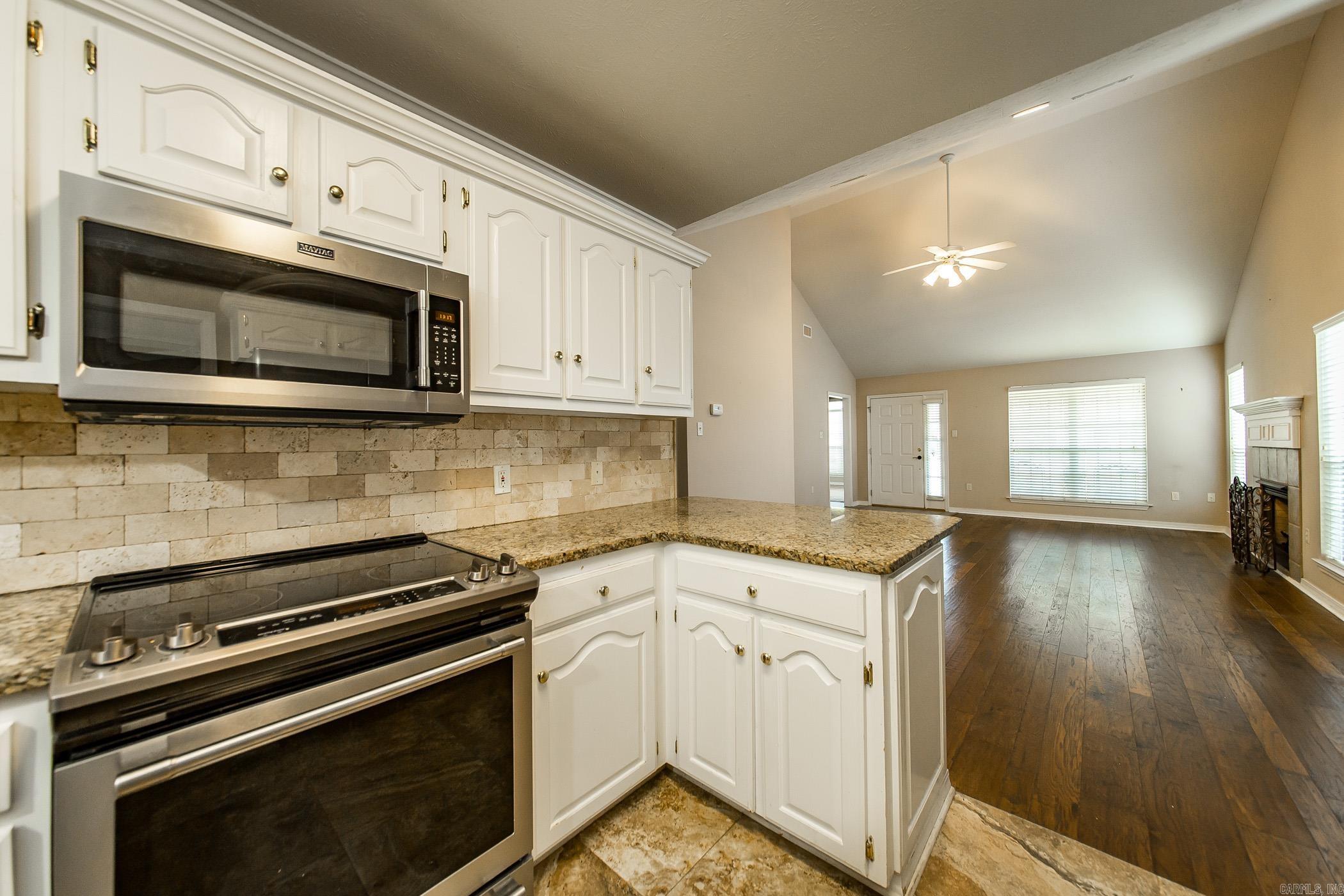 RIDGEFIELD - Residential