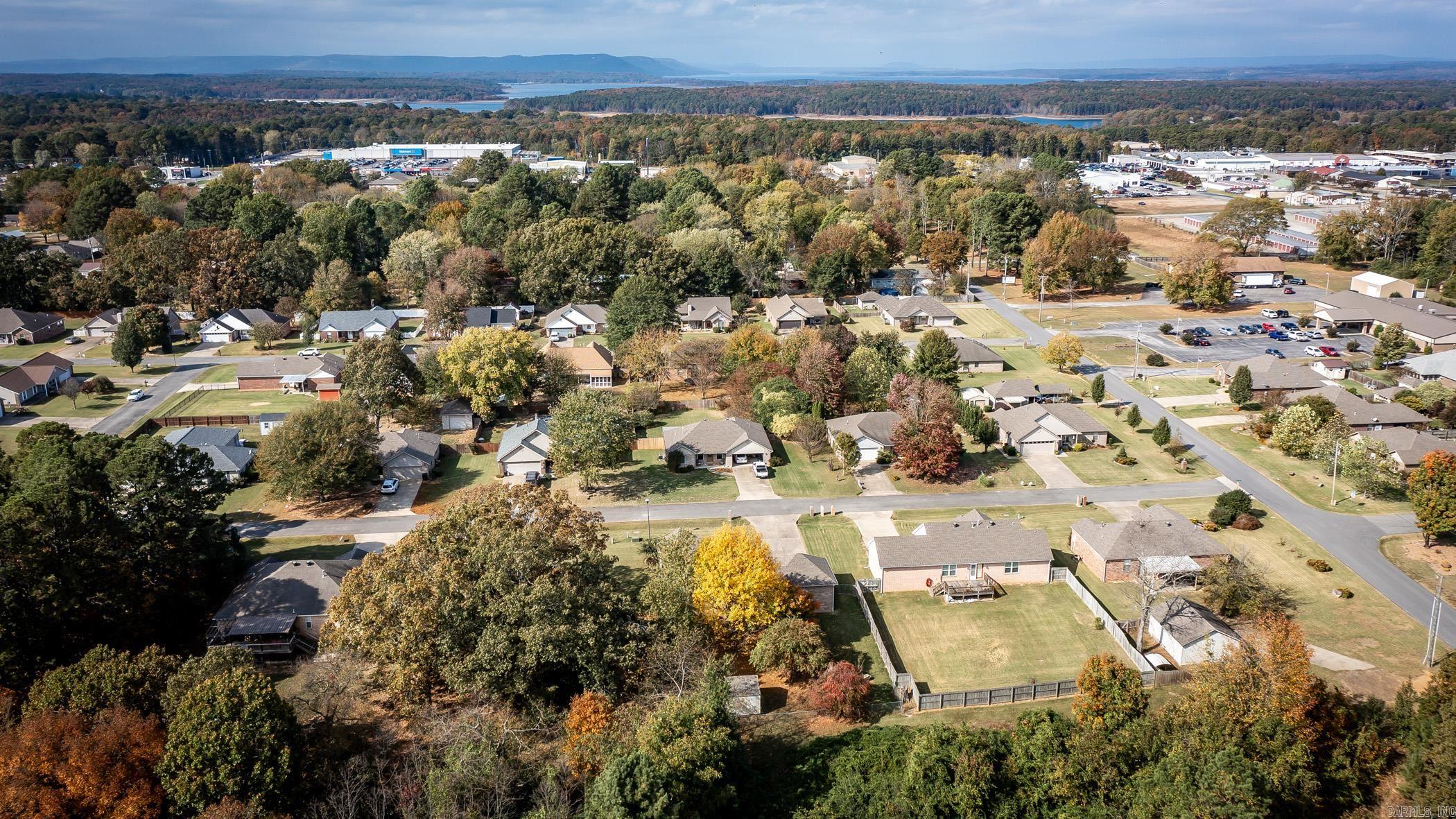 RIDGEFIELD - Residential