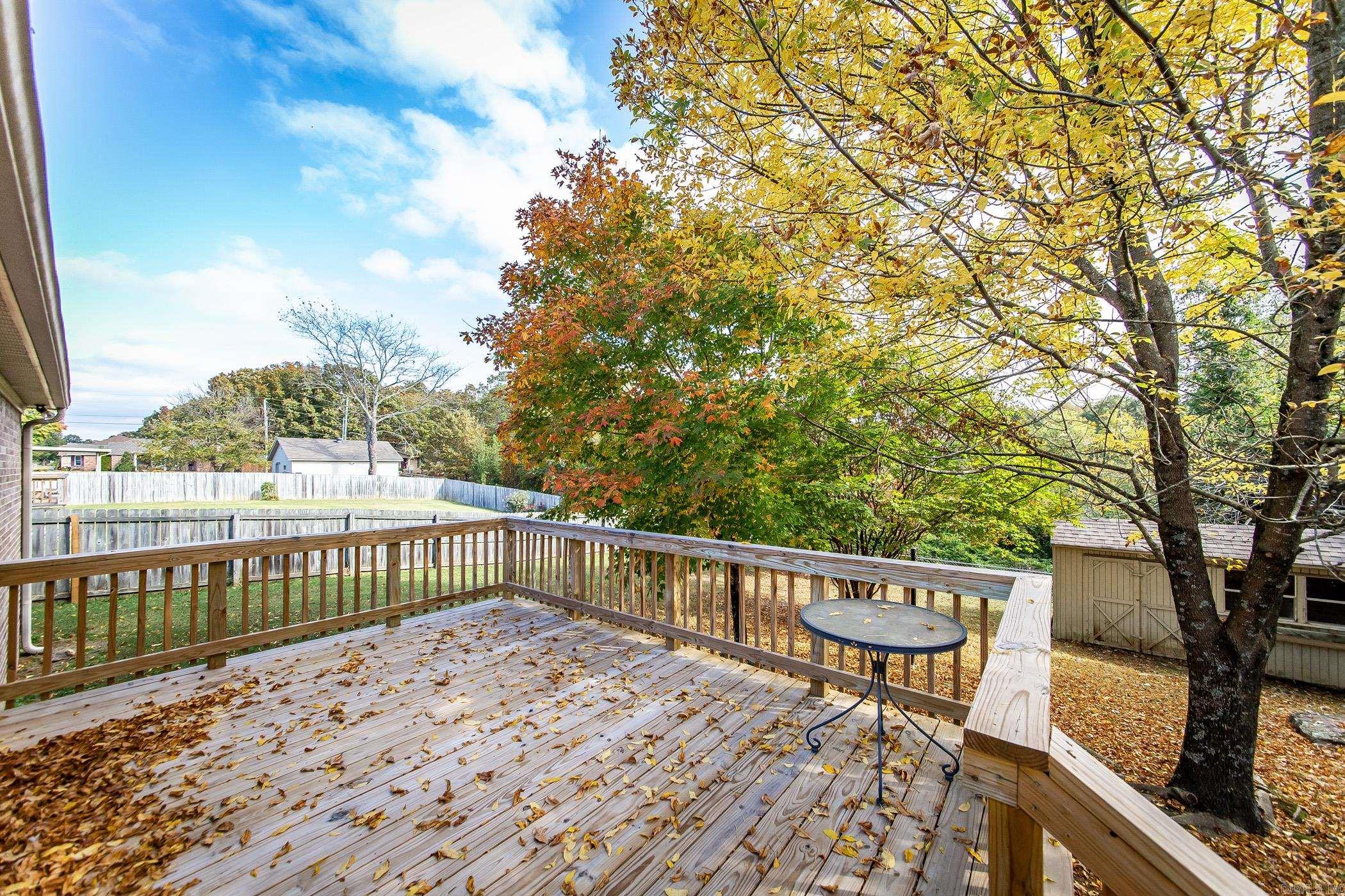 RIDGEFIELD - Residential