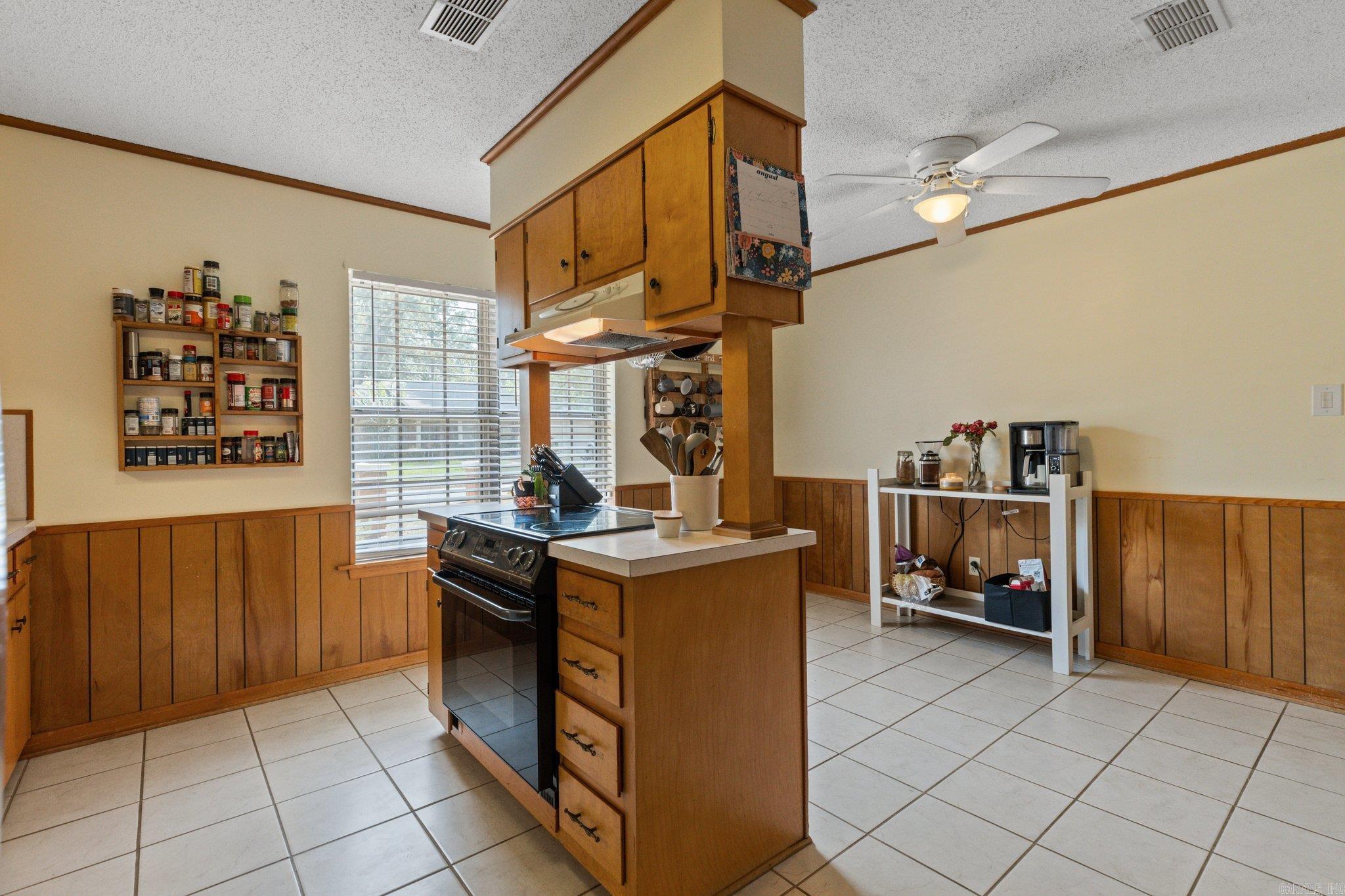 INDIAN HILLS PHASE - Residential