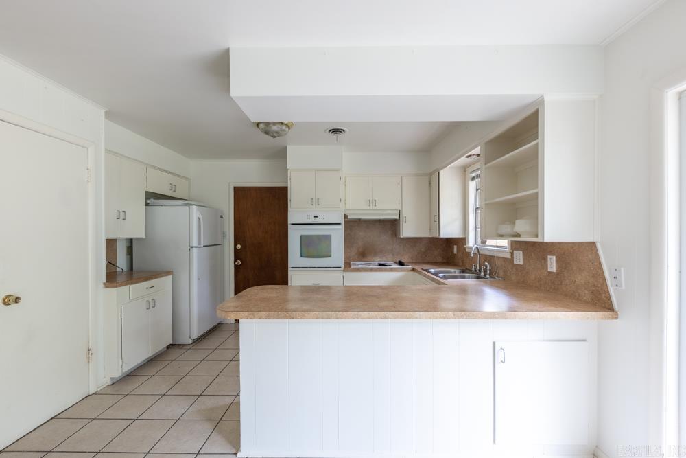 Ellis Acres - Residential Lease