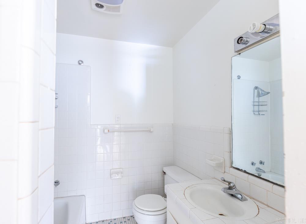 Ellis Acres - Residential Lease