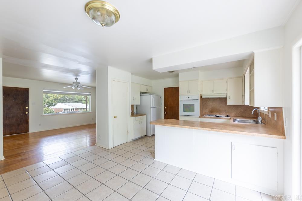 Ellis Acres - Residential Lease