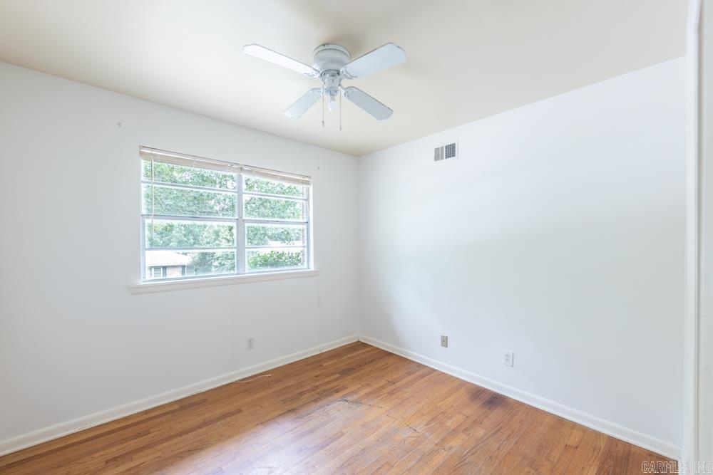 Ellis Acres - Residential Lease