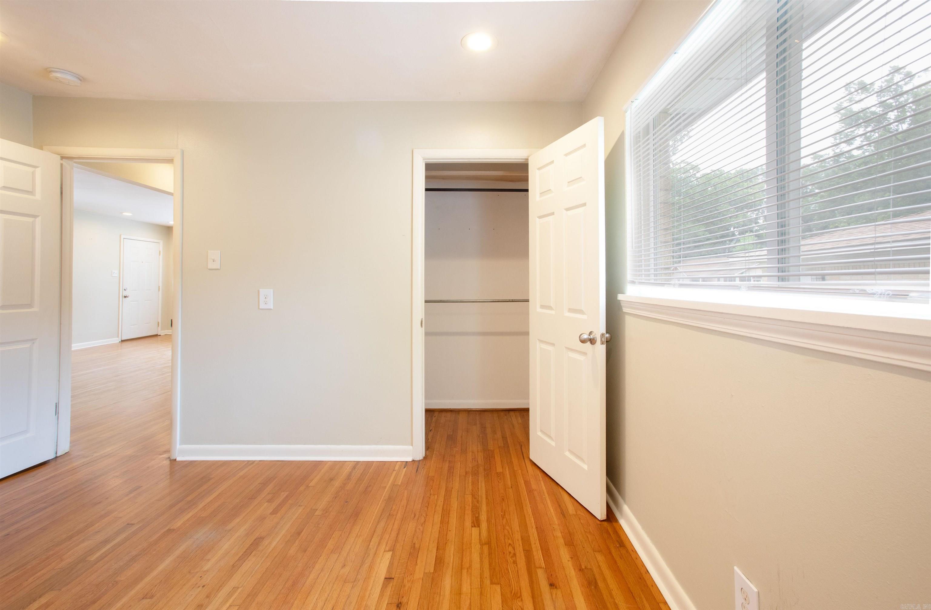 STIFFTS C S - Residential