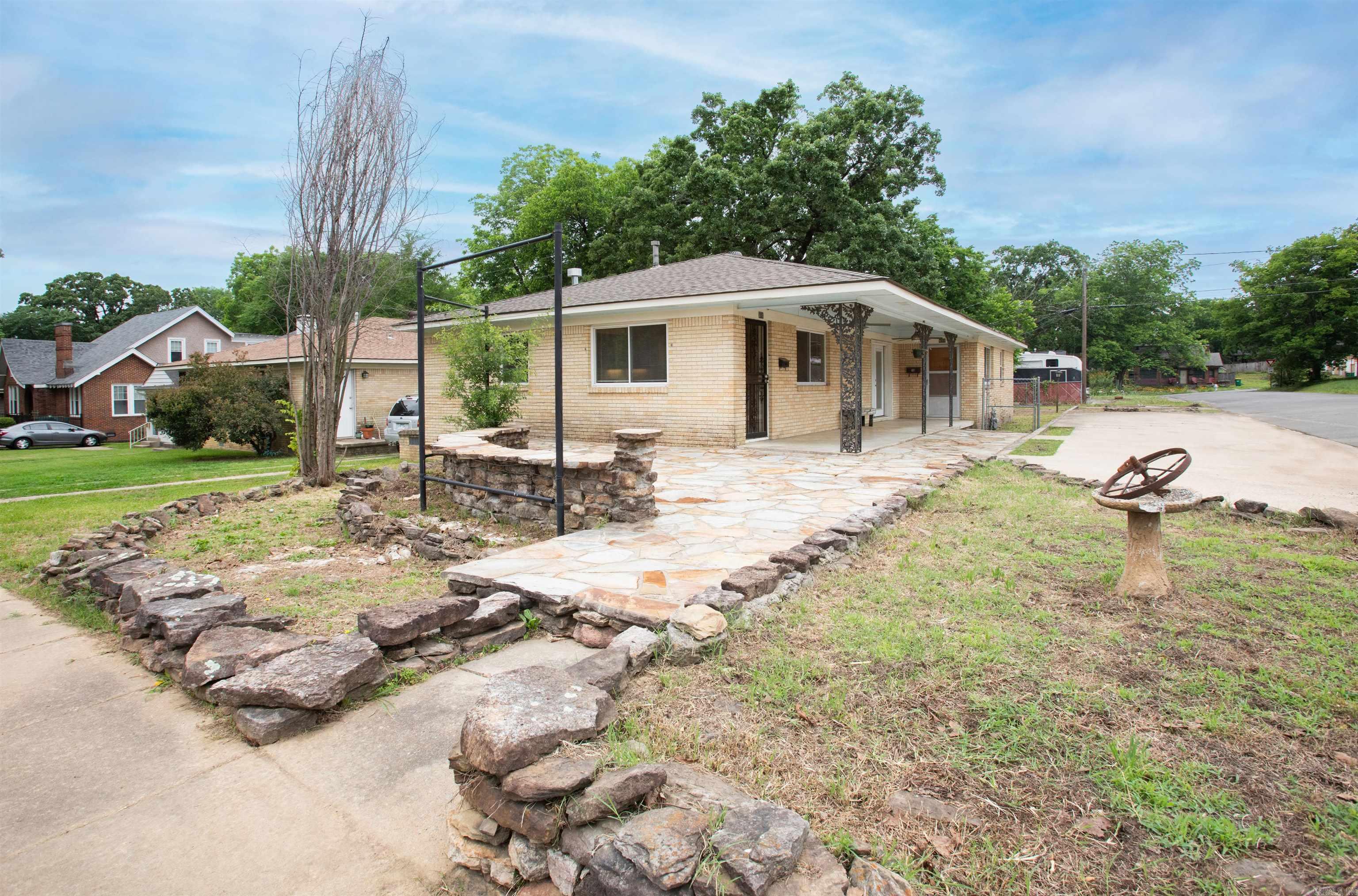 STIFFTS C S - Residential