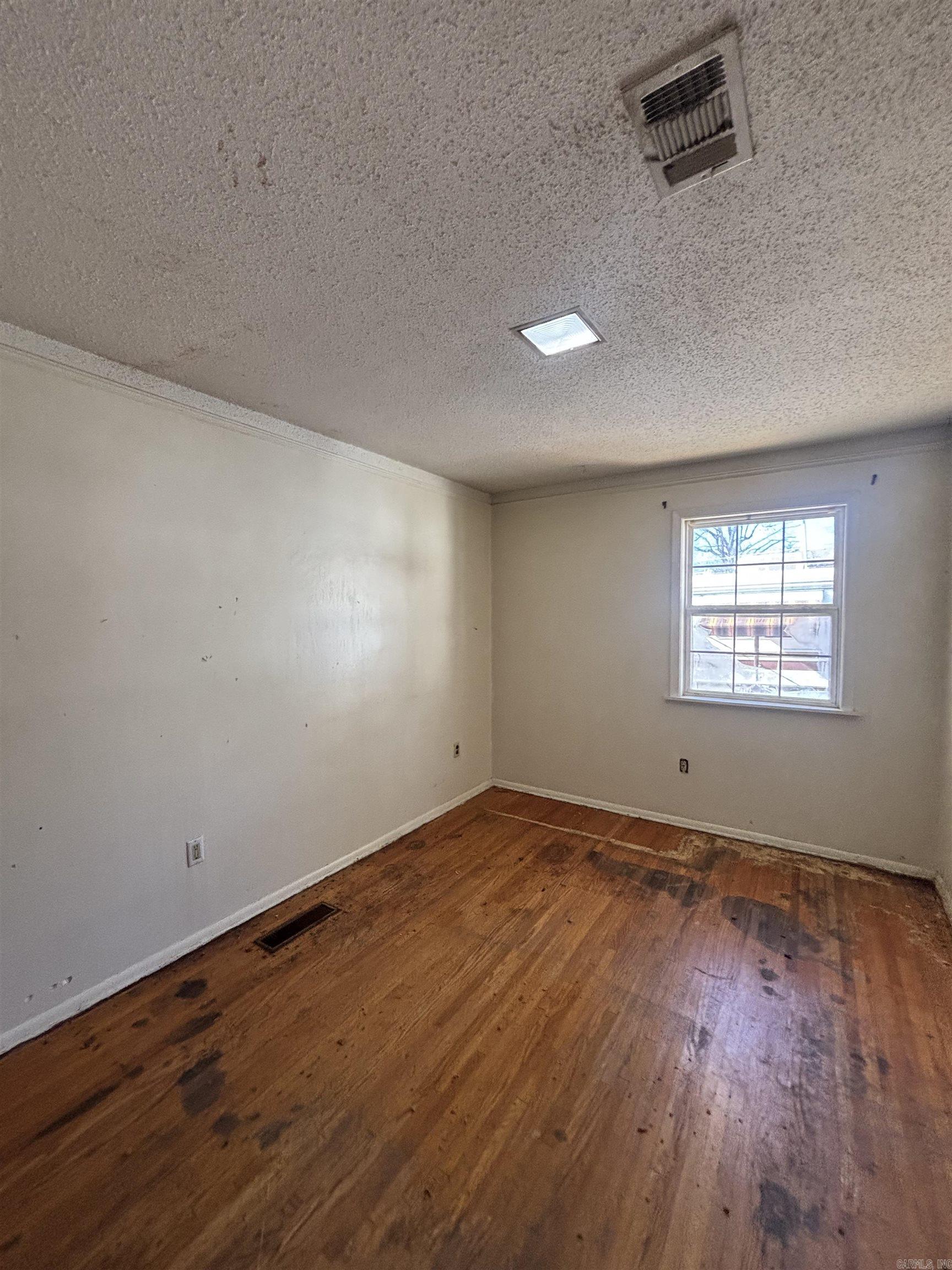 Farmeres 4th - Residential