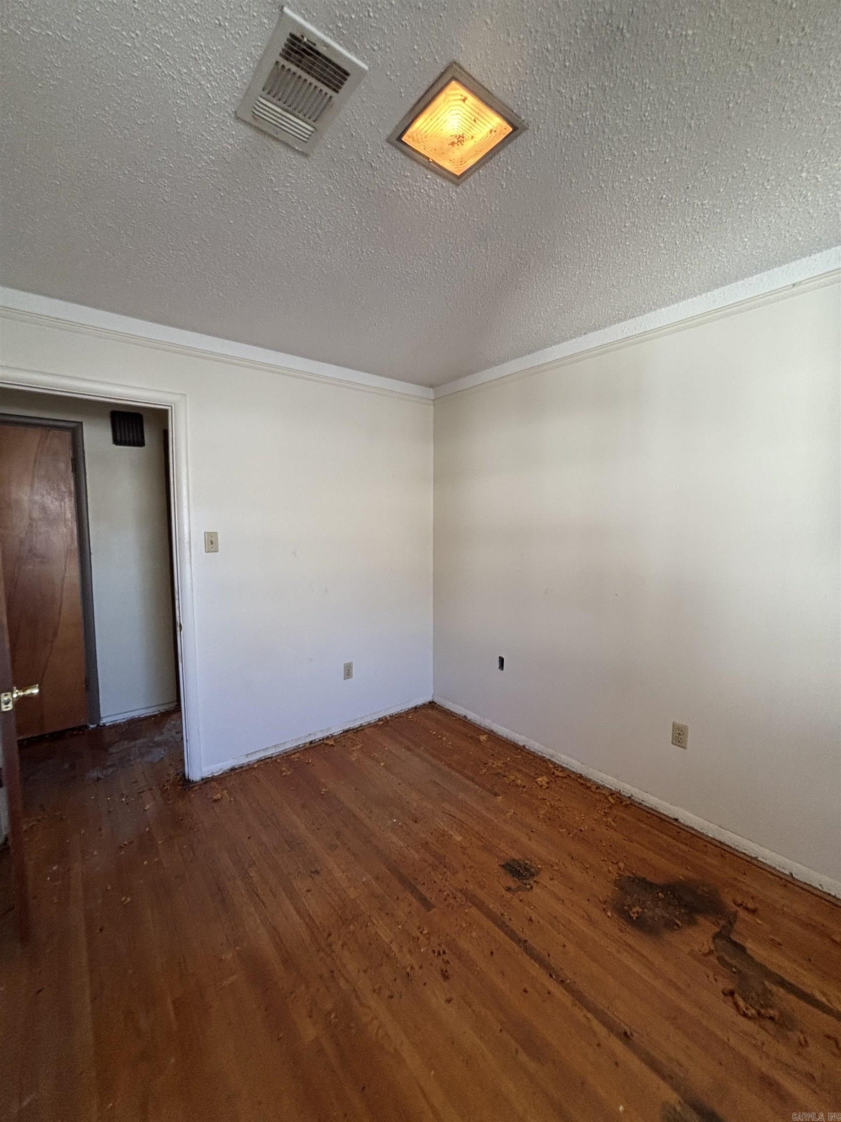 Farmeres 4th - Residential