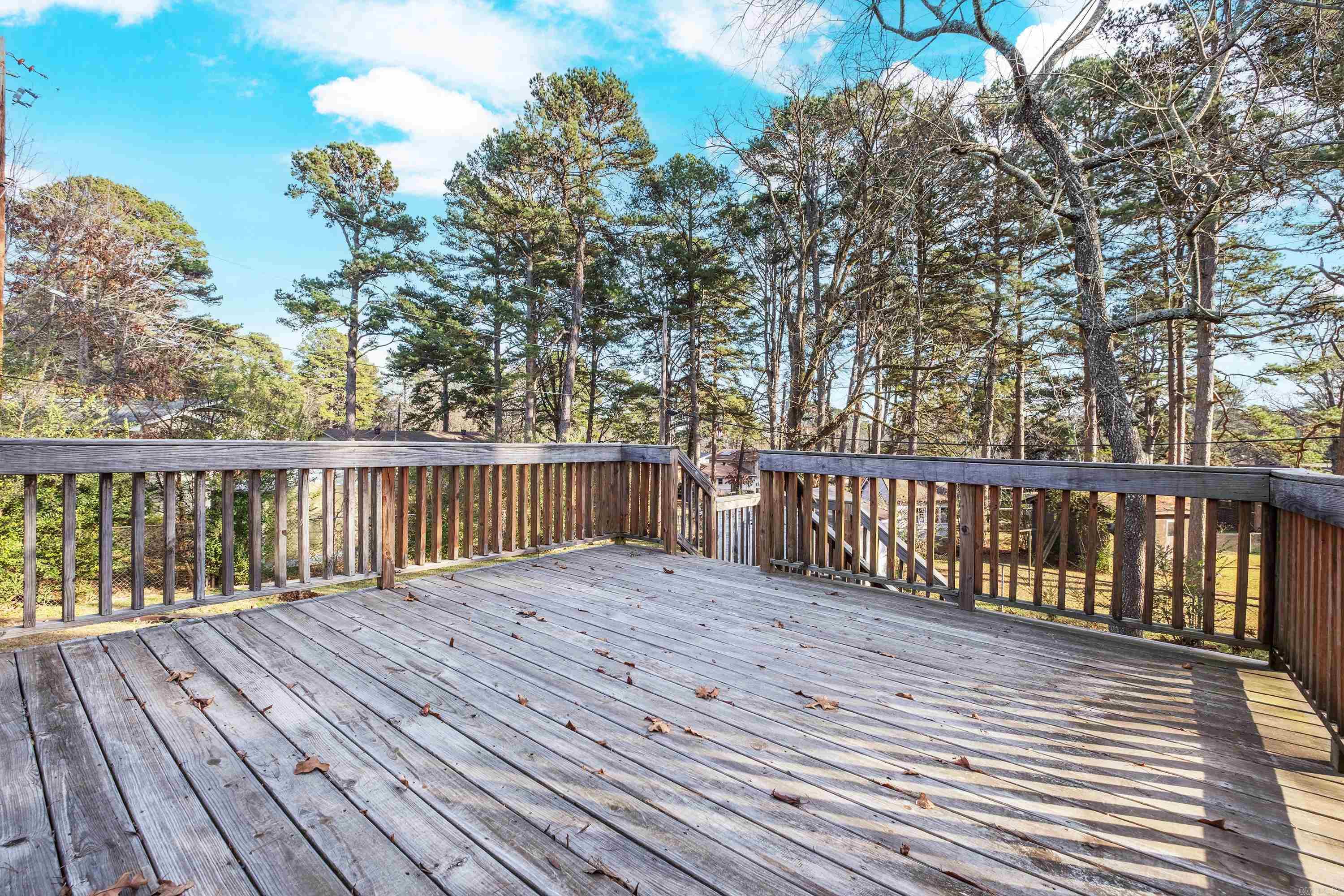 TWIN LAKES - Residential