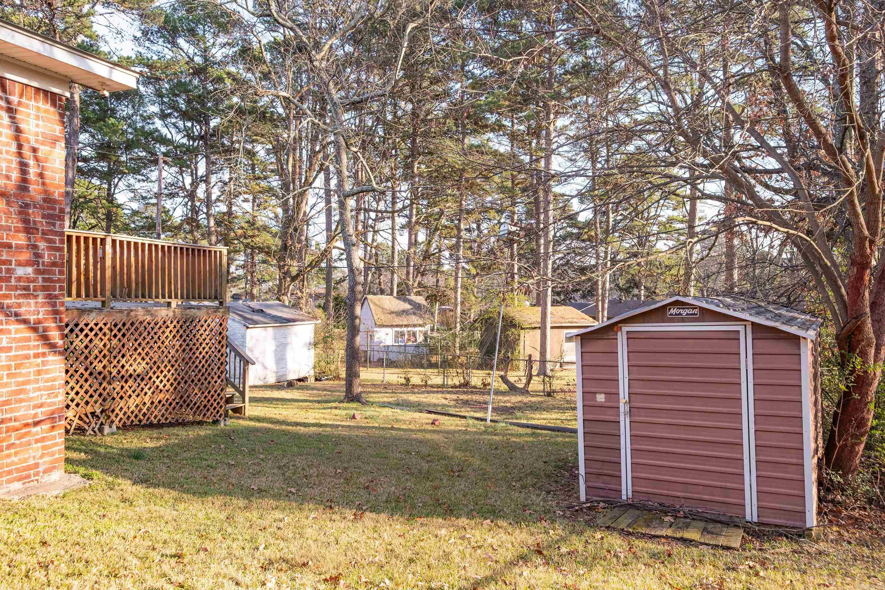 TWIN LAKES - Residential