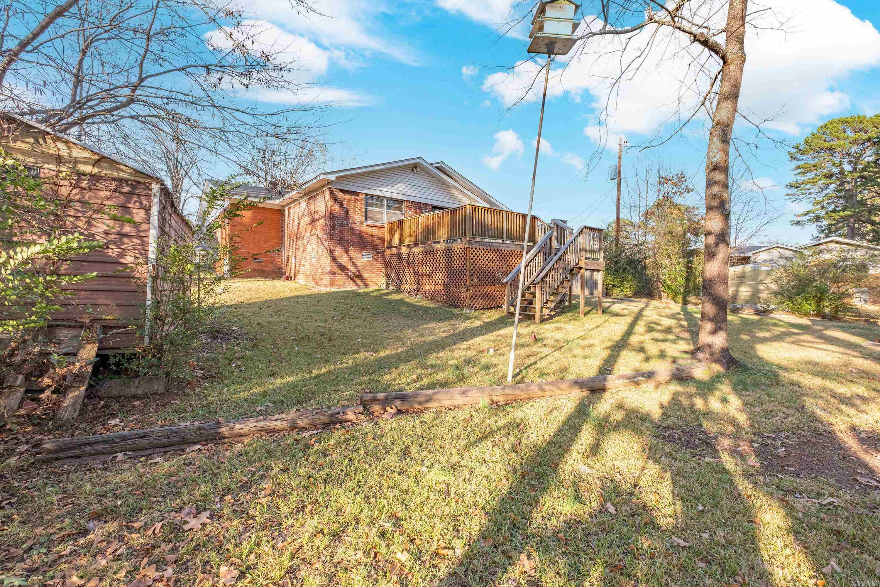 TWIN LAKES - Residential