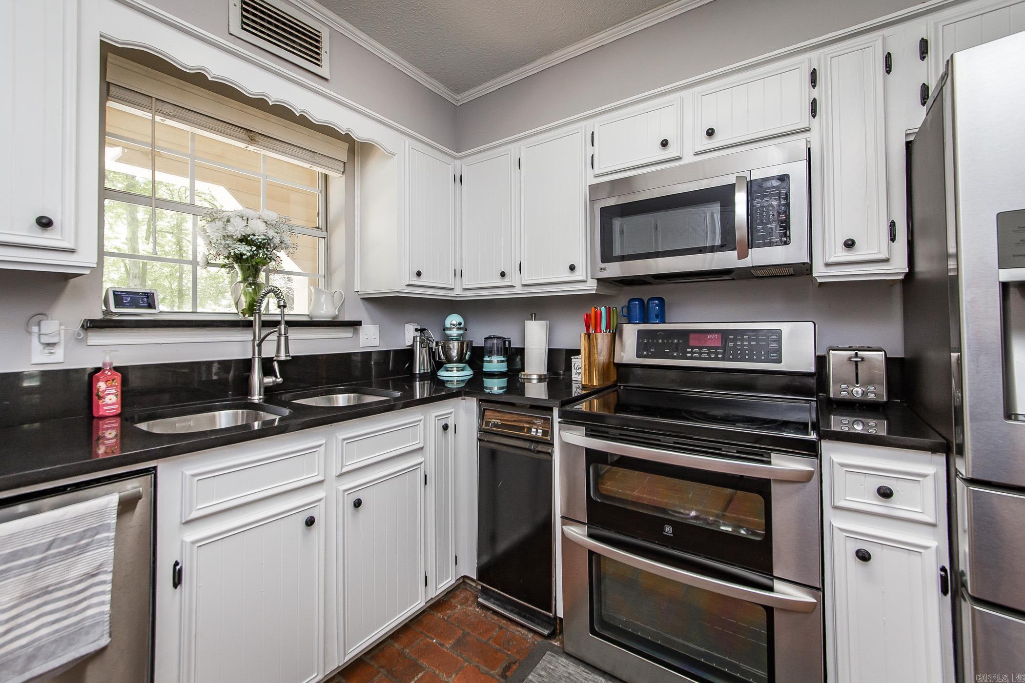 Windwood Heights - Residential