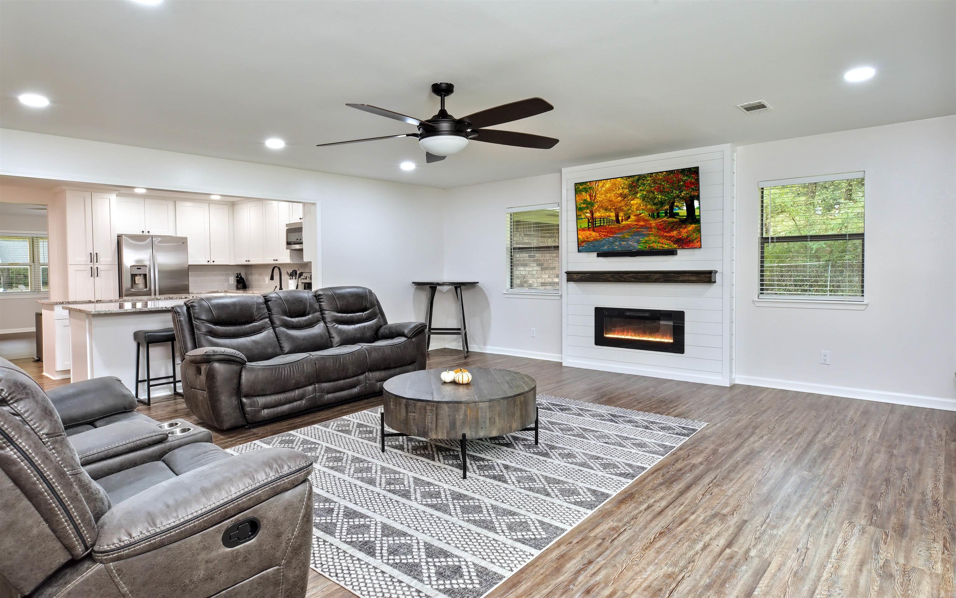 KENWOOD ADD - Residential