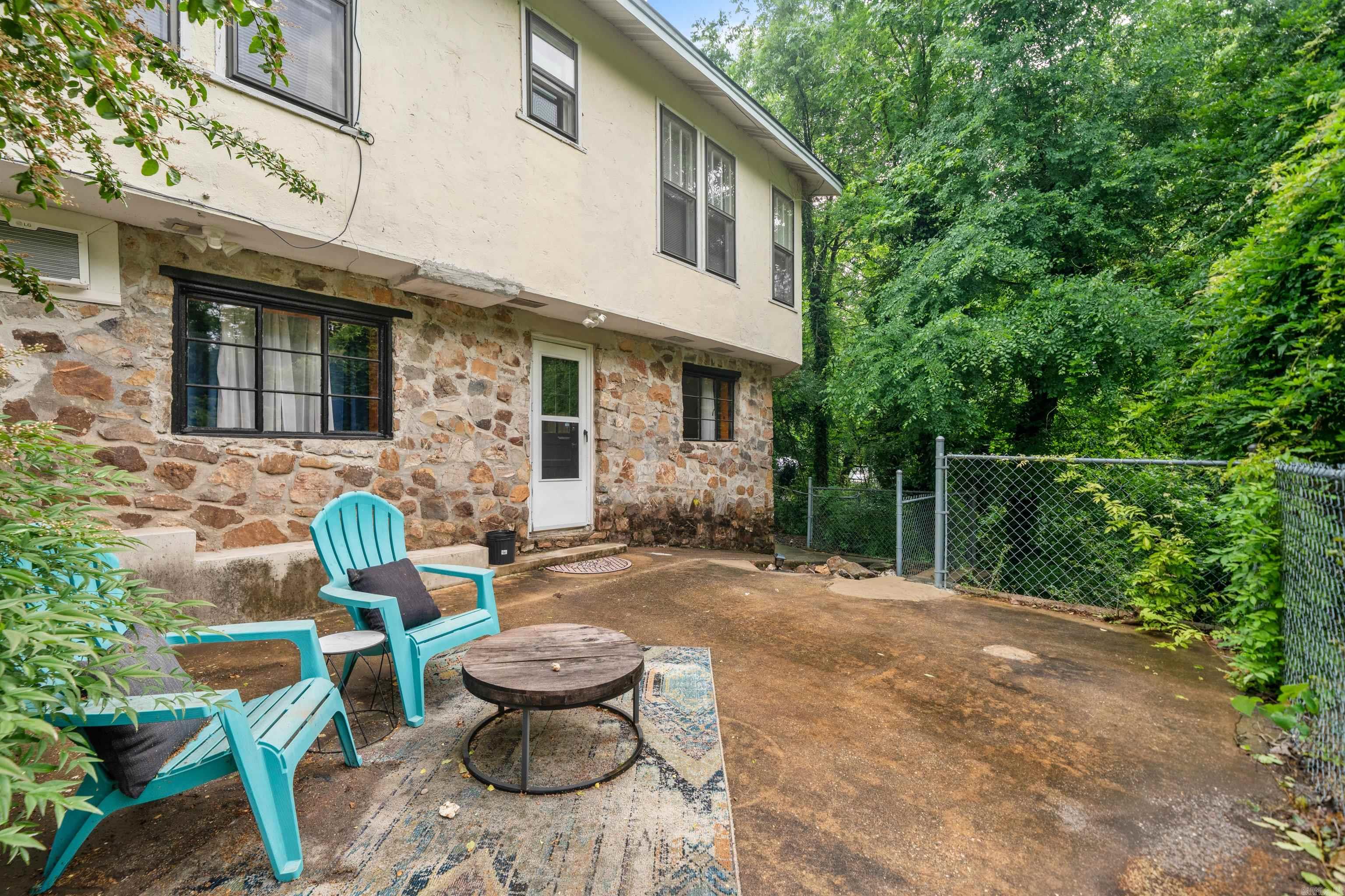 HSR BLK - Residential Income