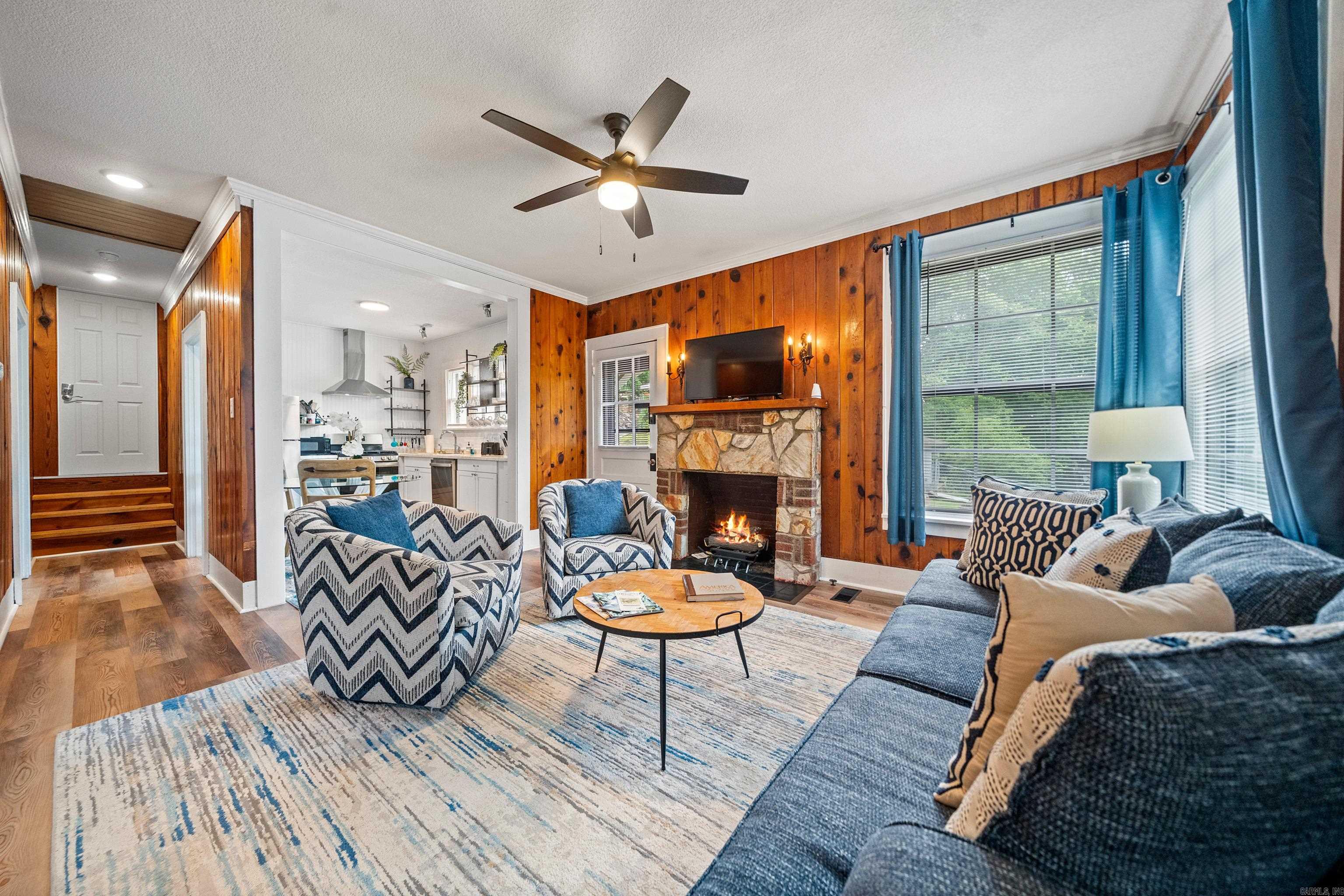 HSR BLK - Residential Income