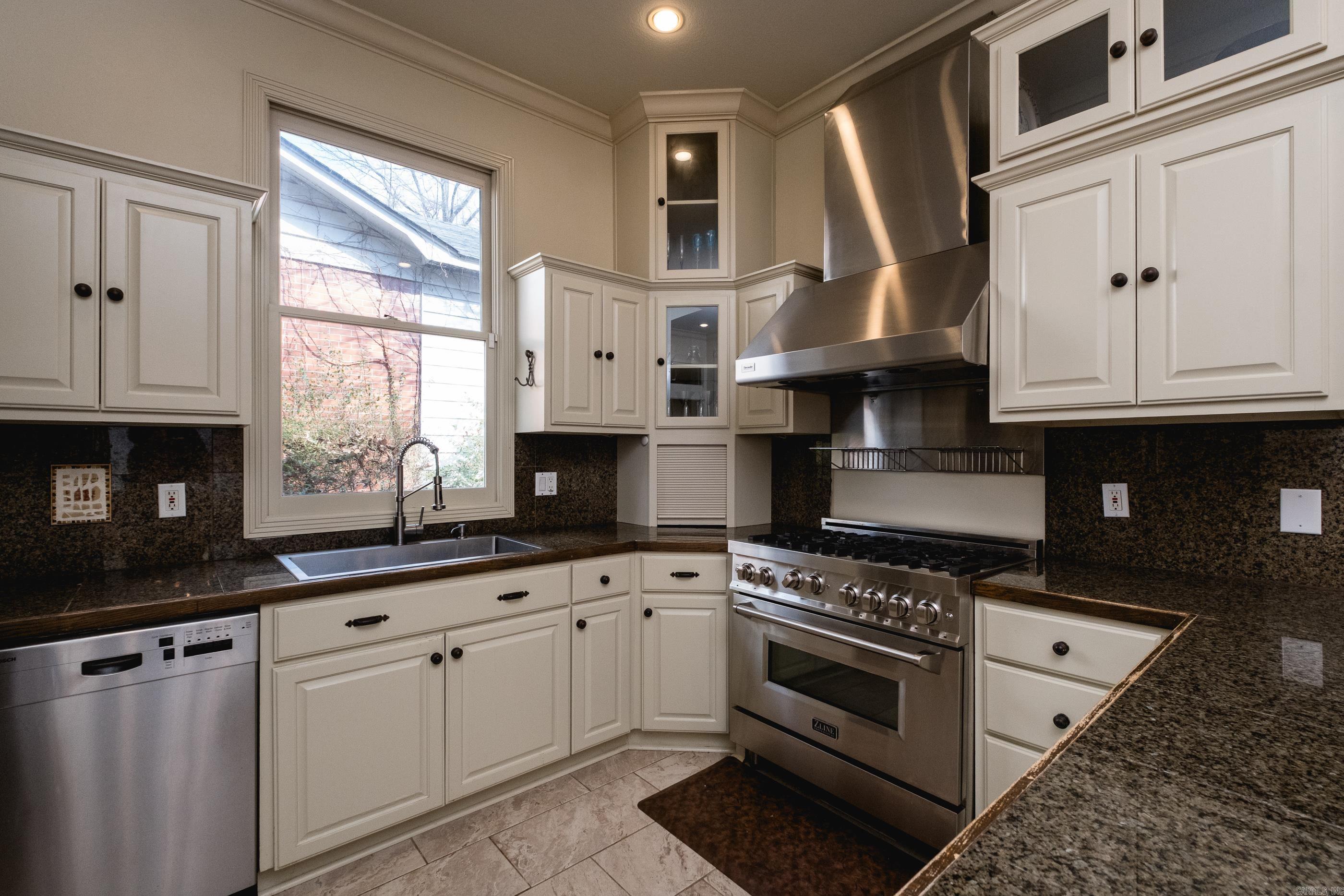 MIDLAND HILLS - Residential