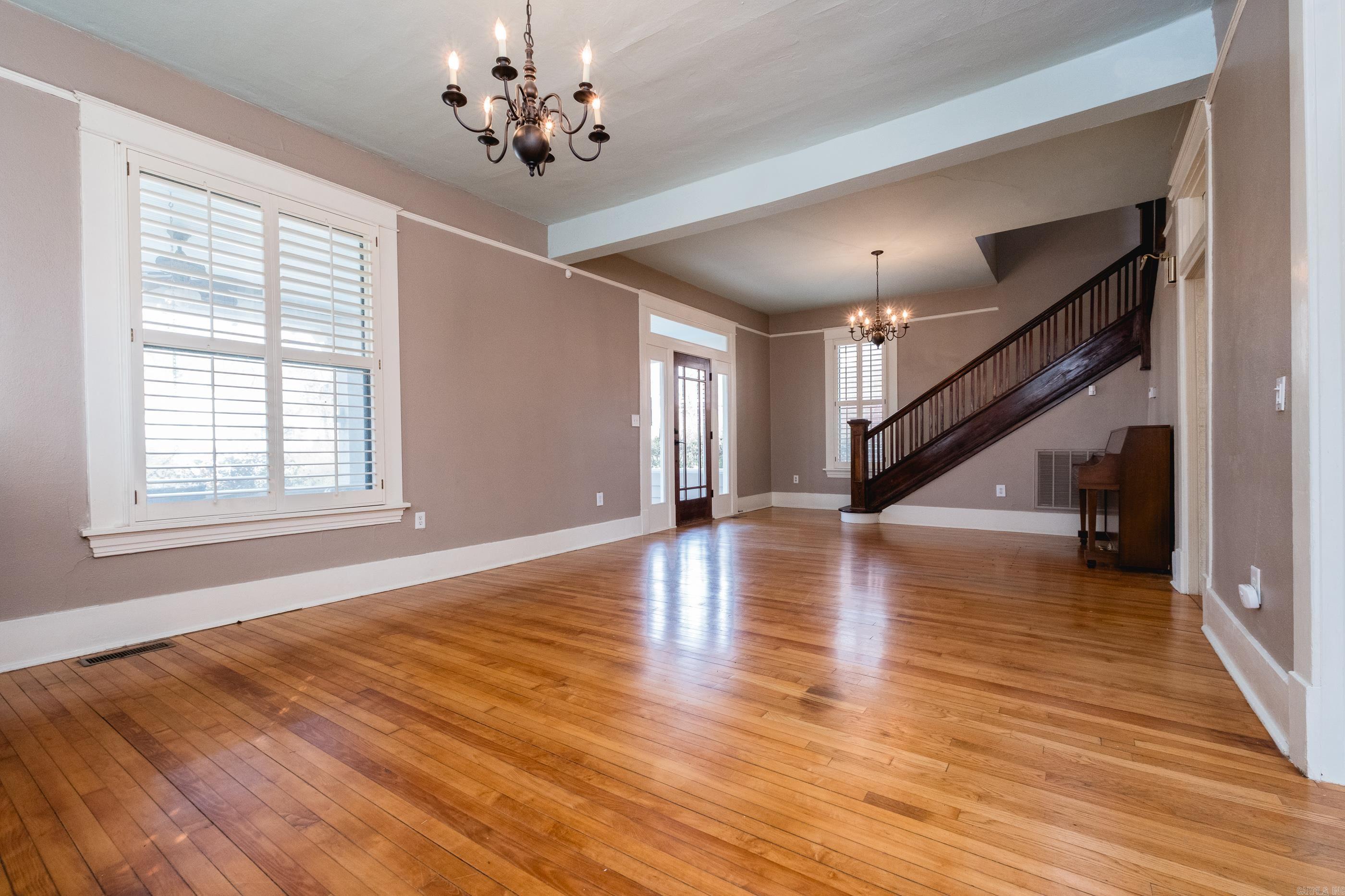 MIDLAND HILLS - Residential