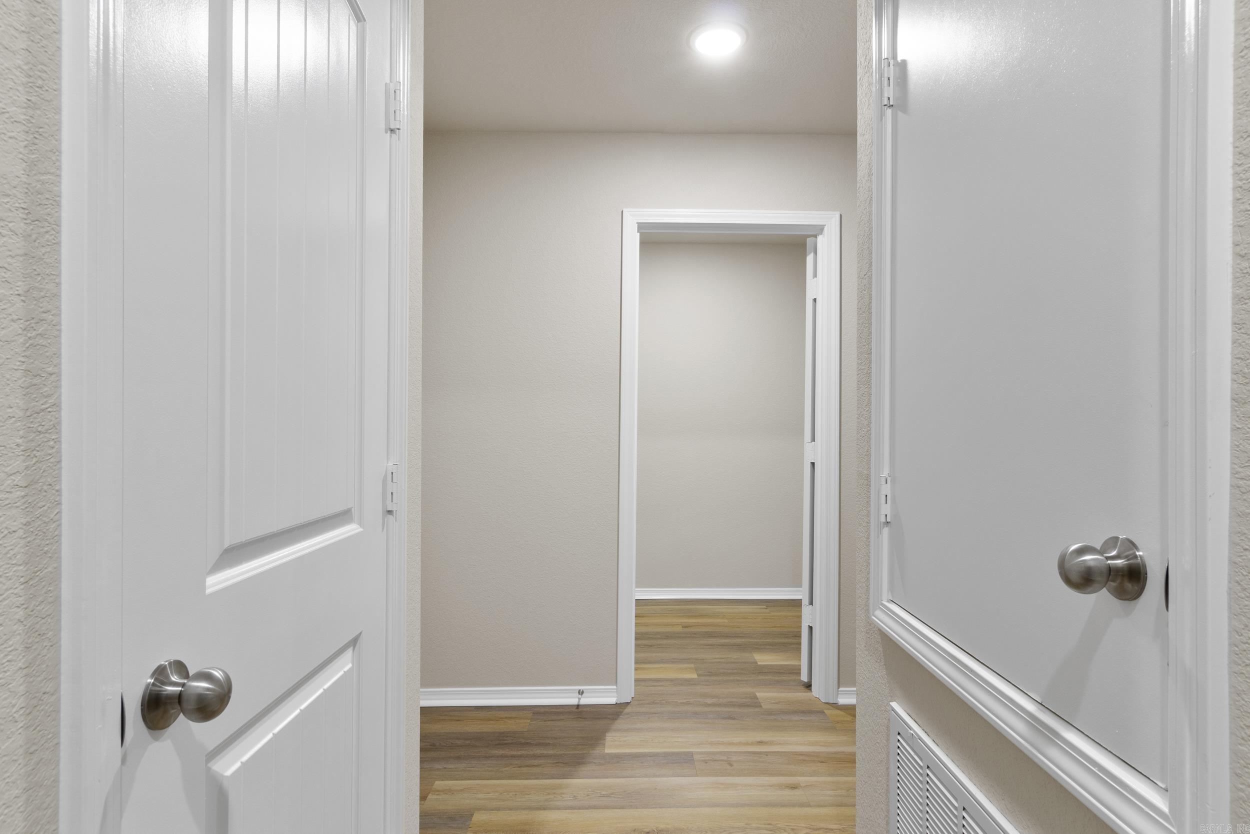 HILLDALE CROSSING - Residential