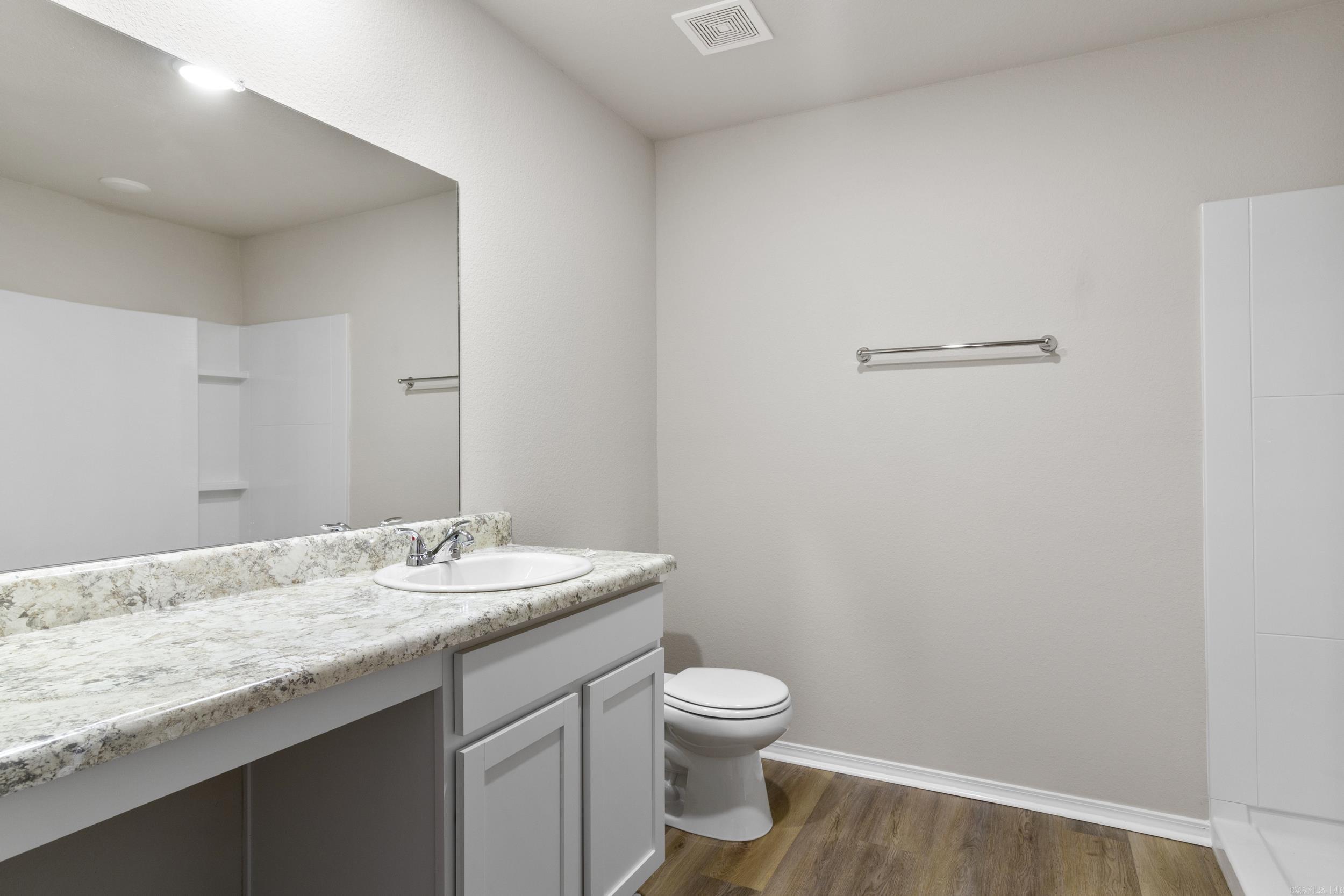 HILLDALE CROSSING - Residential