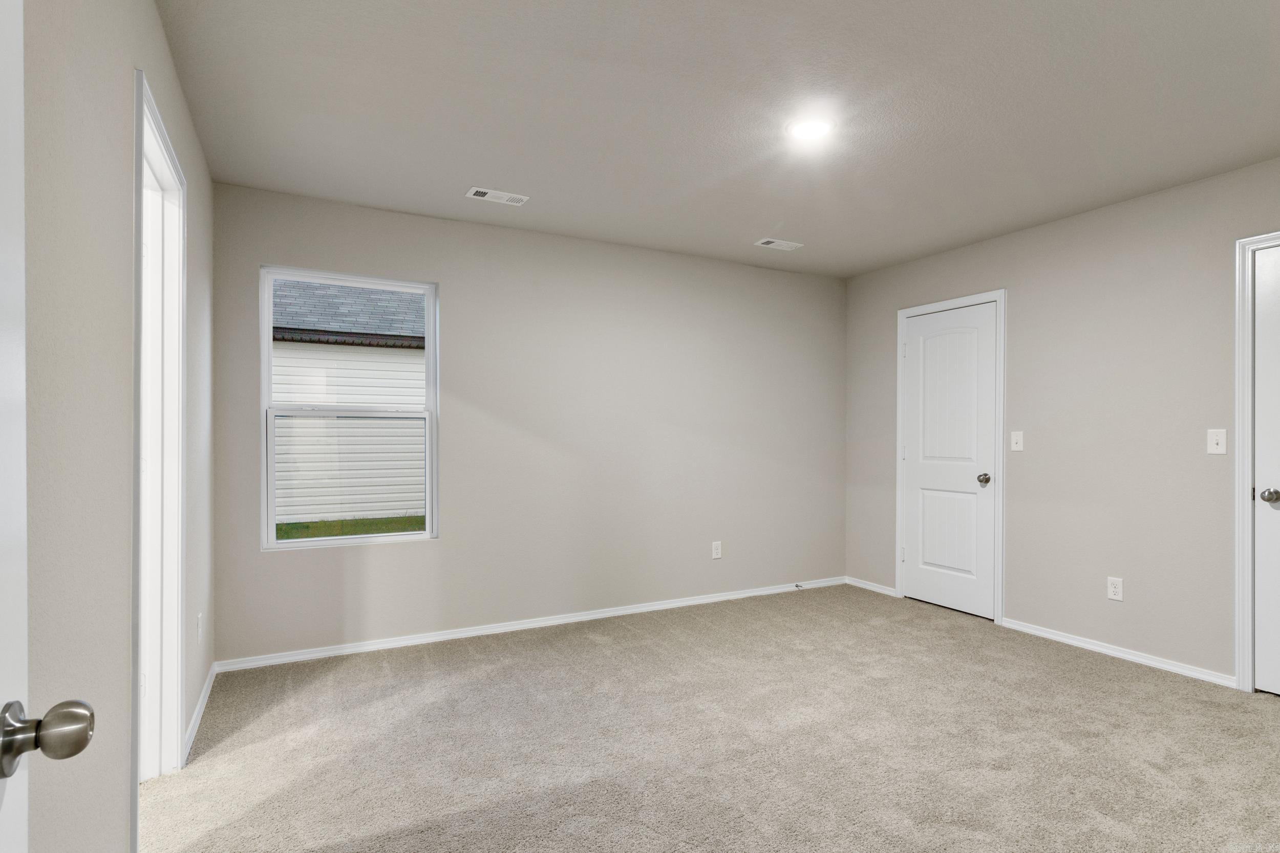 HILLDALE CROSSING - Residential