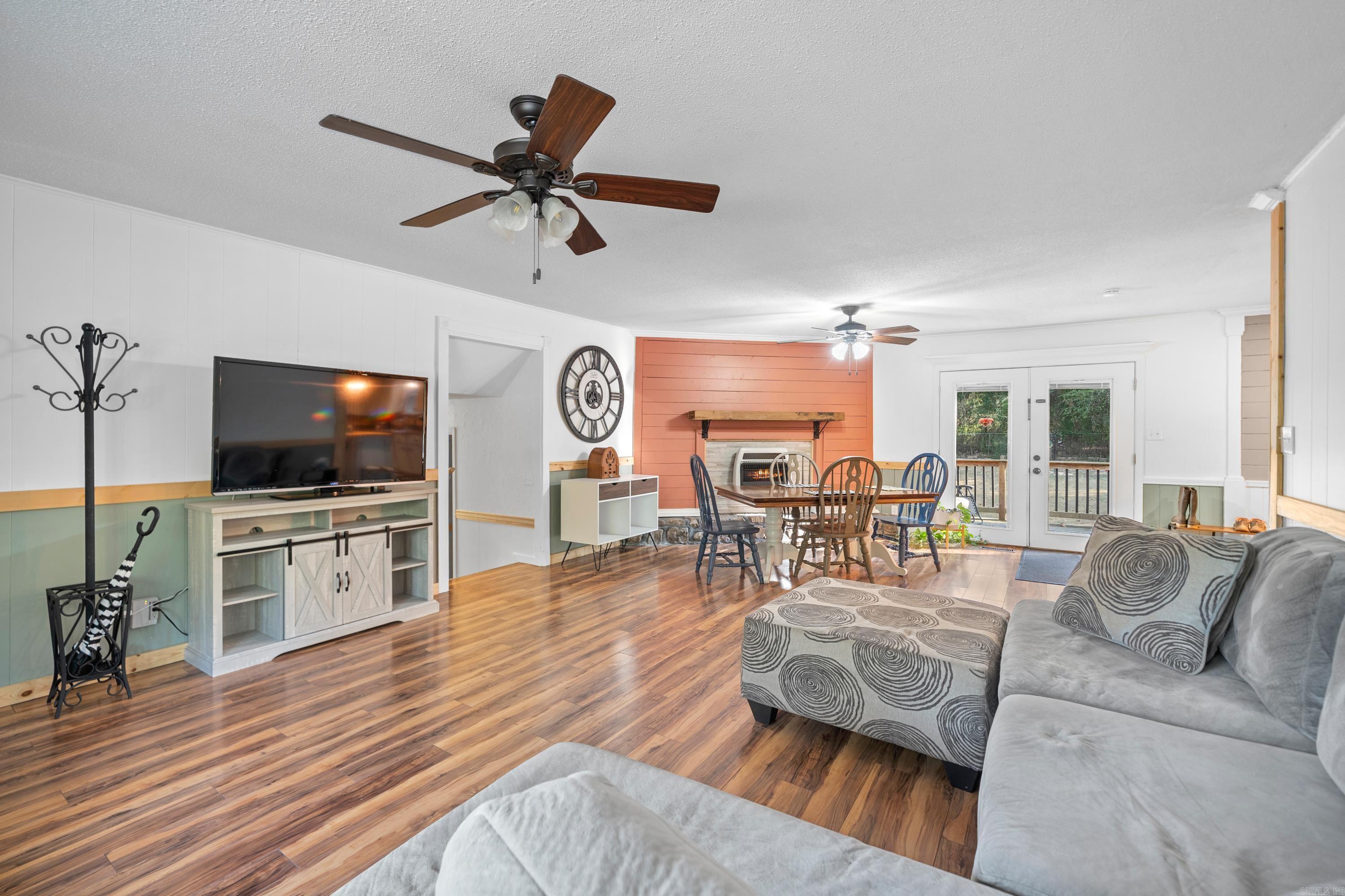 ARKANSAS HGTS - Residential