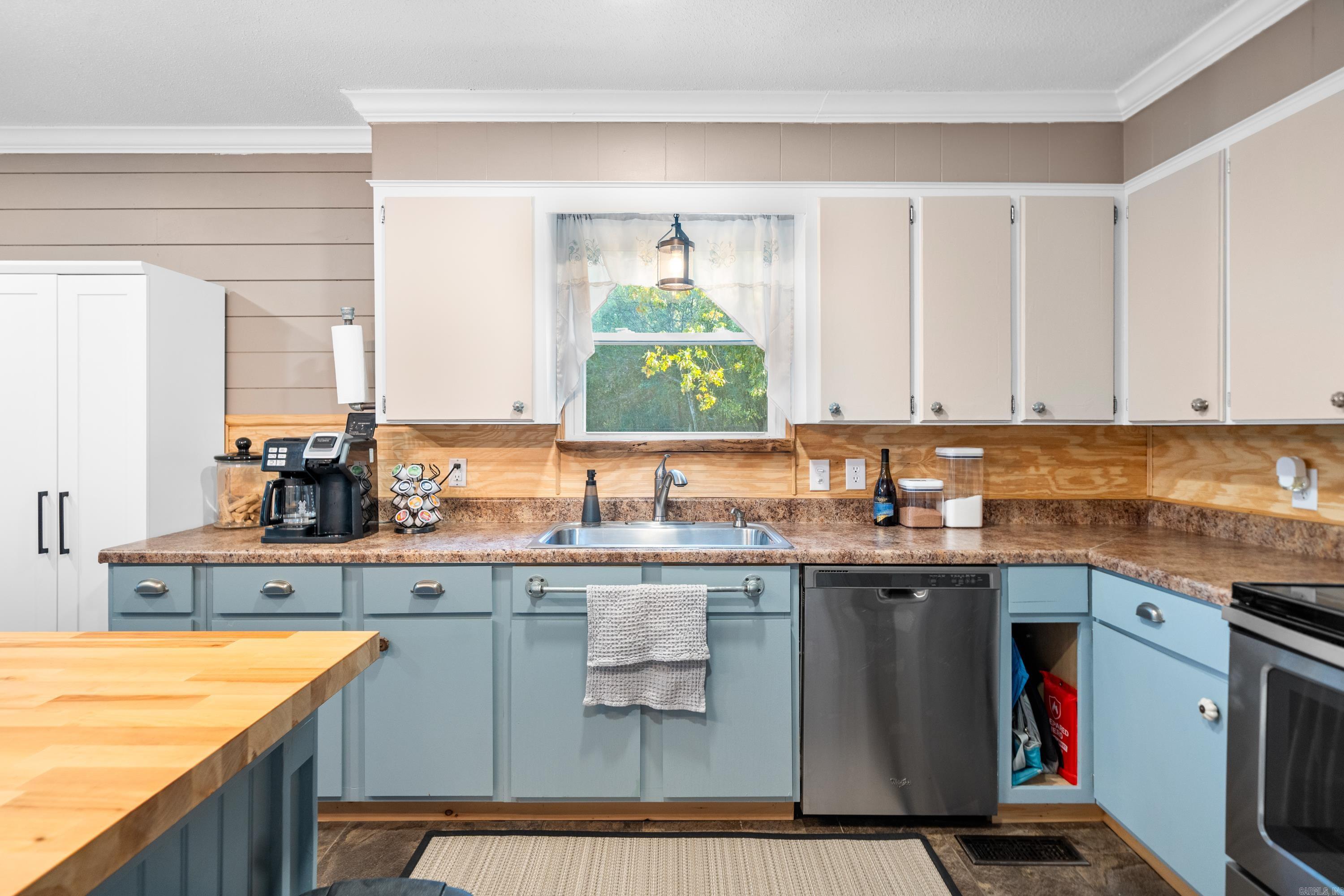 ARKANSAS HGTS - Residential