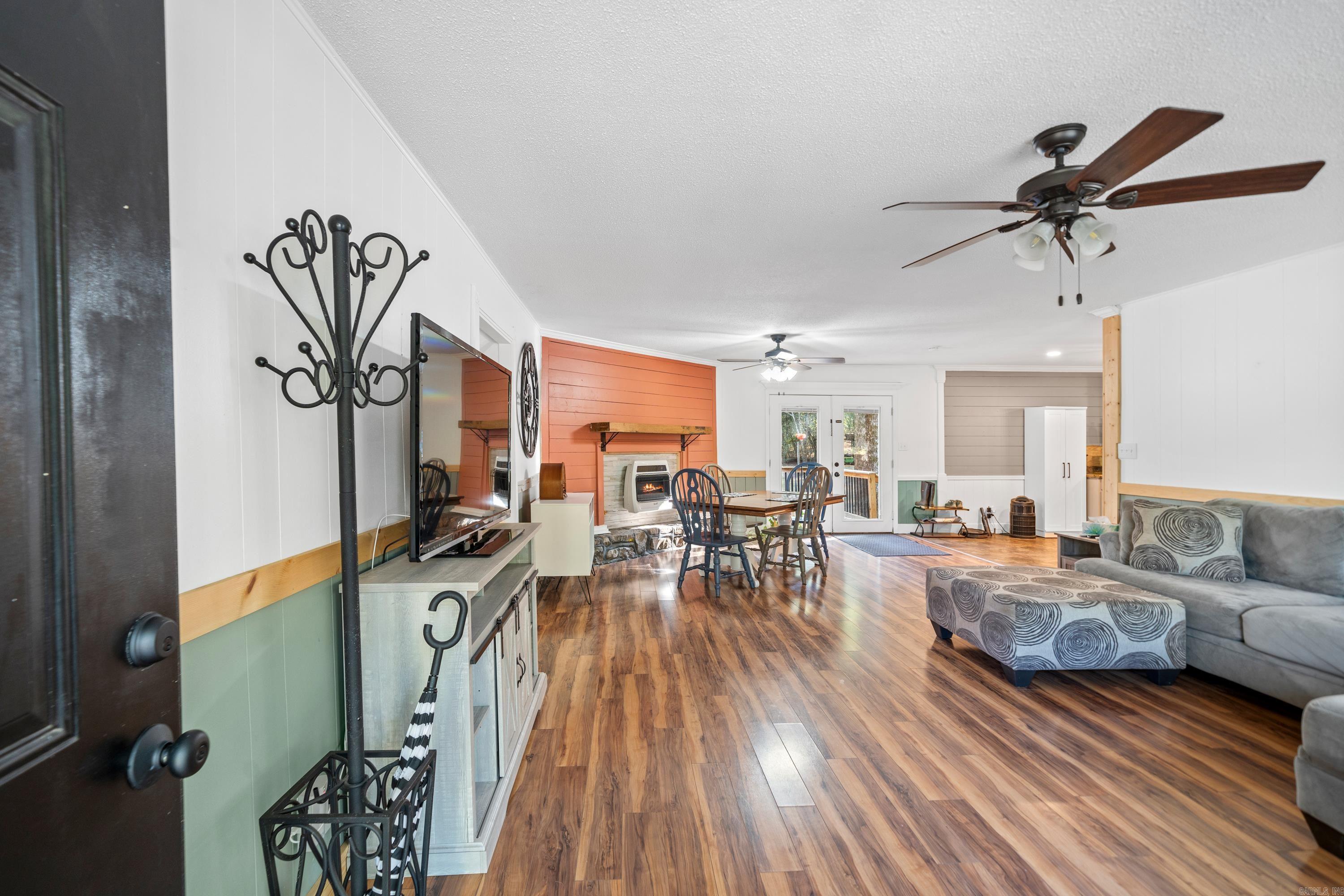 ARKANSAS HGTS - Residential